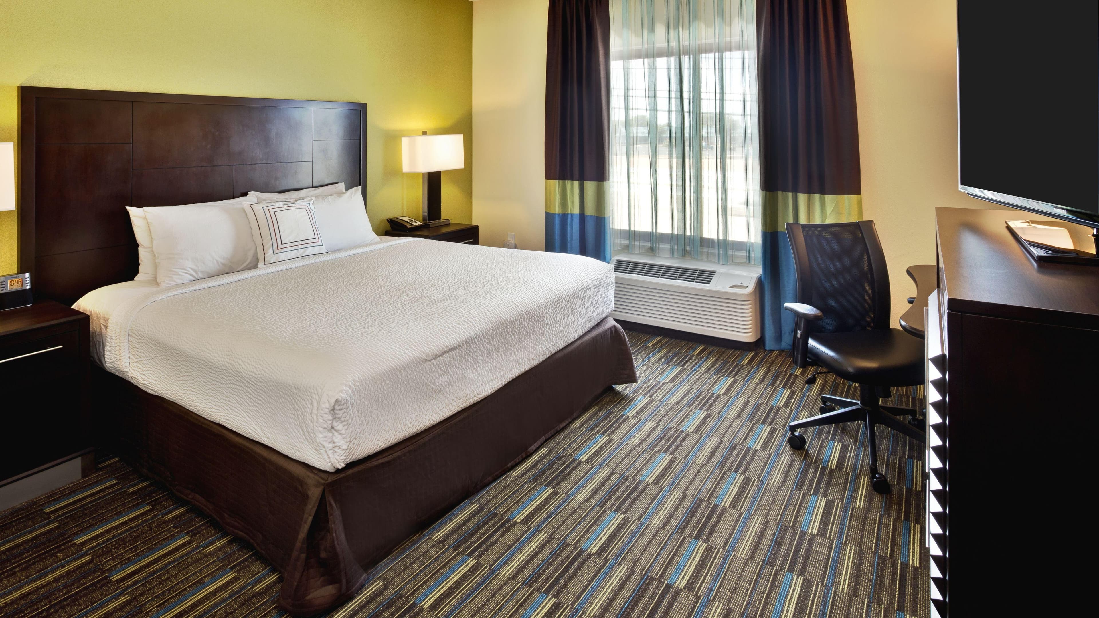 King Guest Room - Image 2