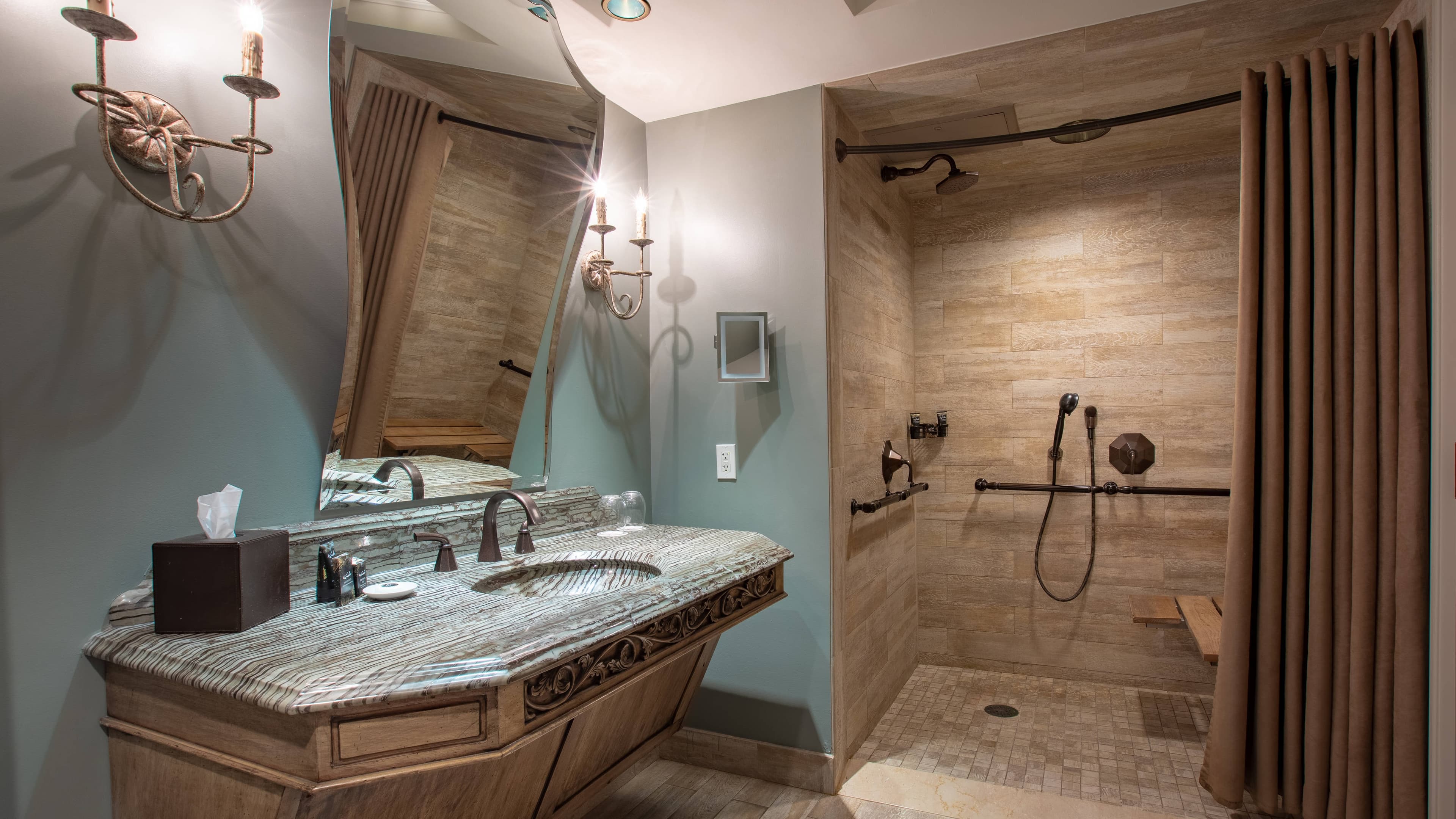 Main Building - Image 10