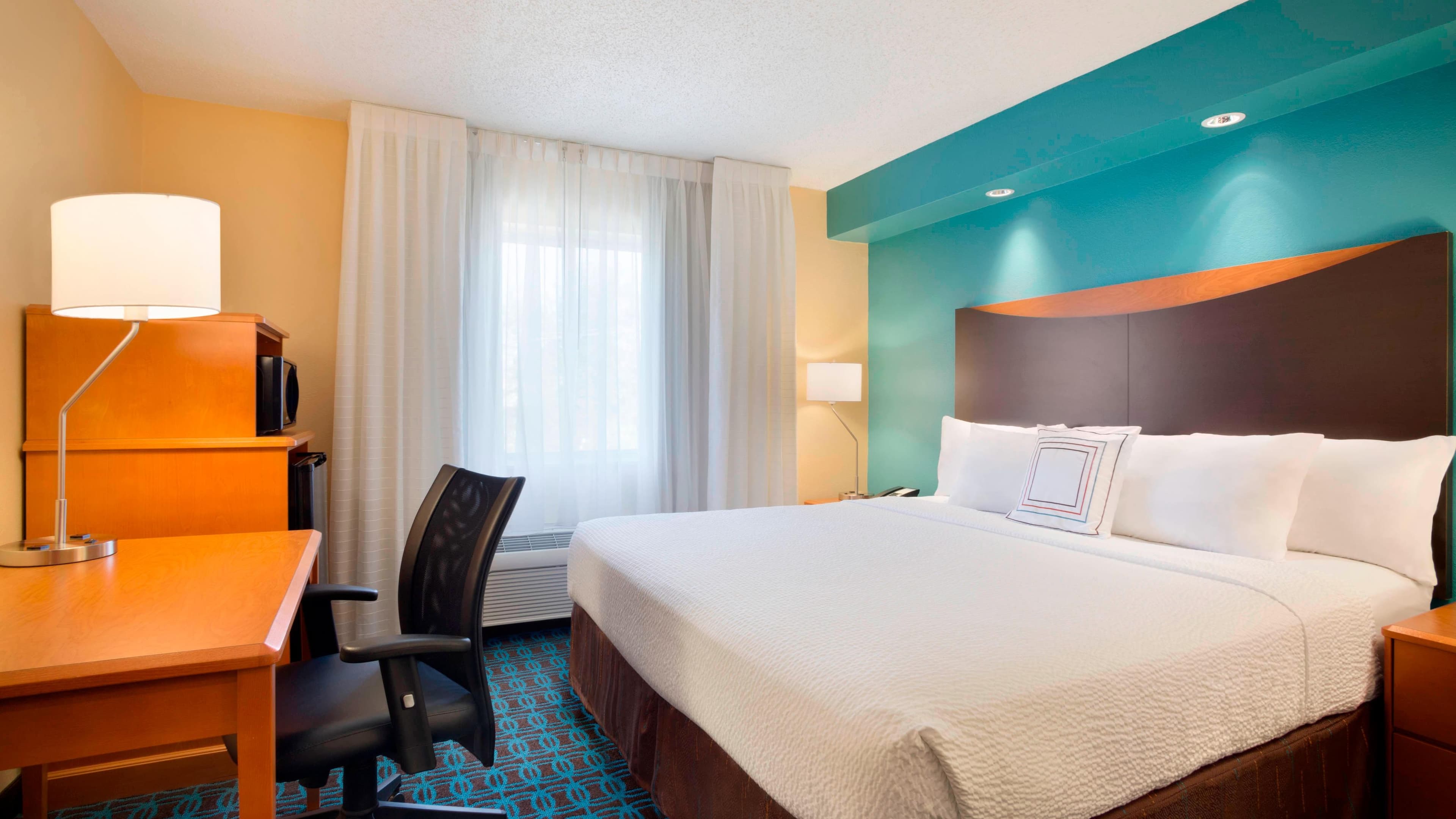 Executive Suite - Image 2