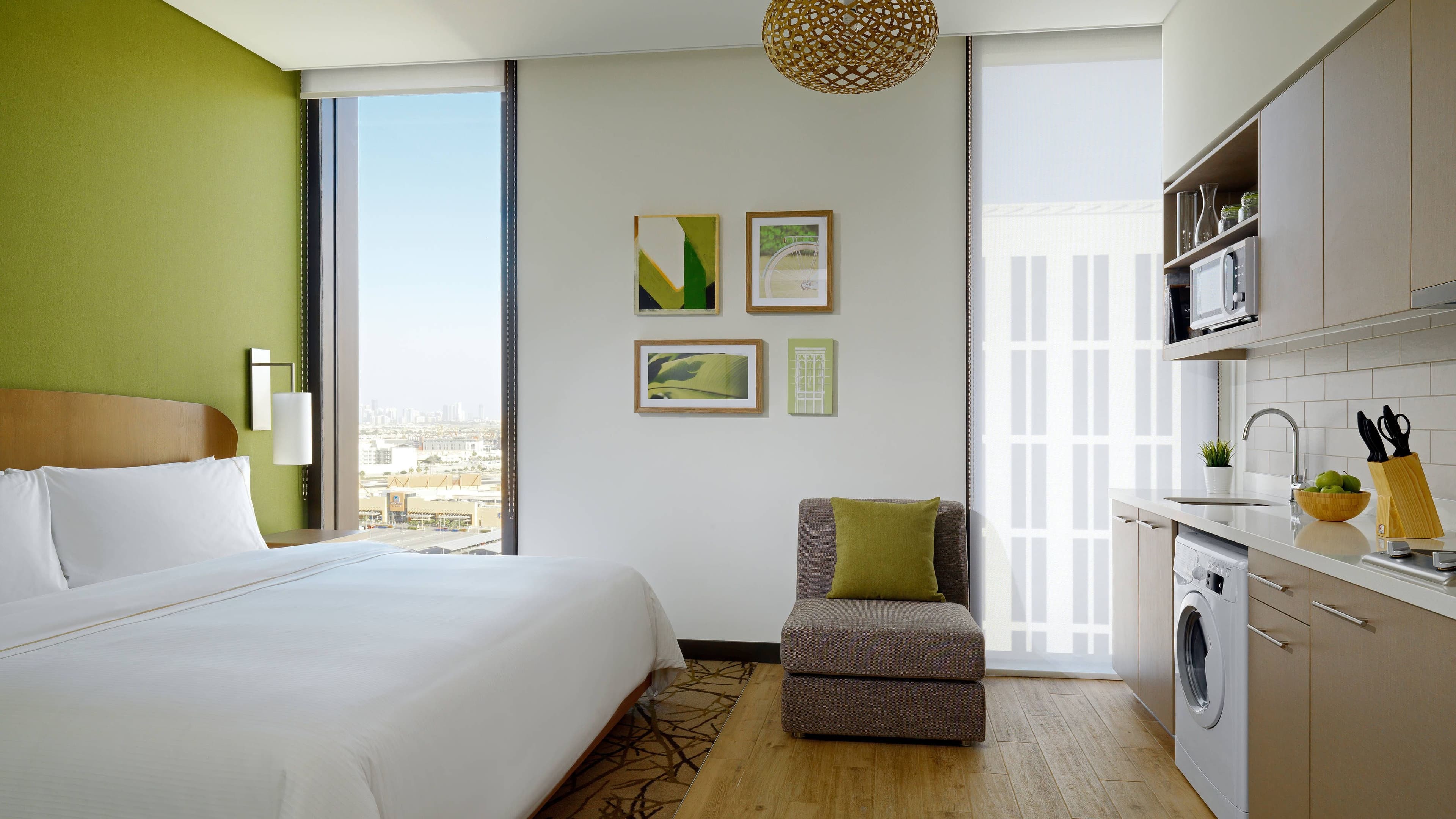 Studio Apartment - Image 4