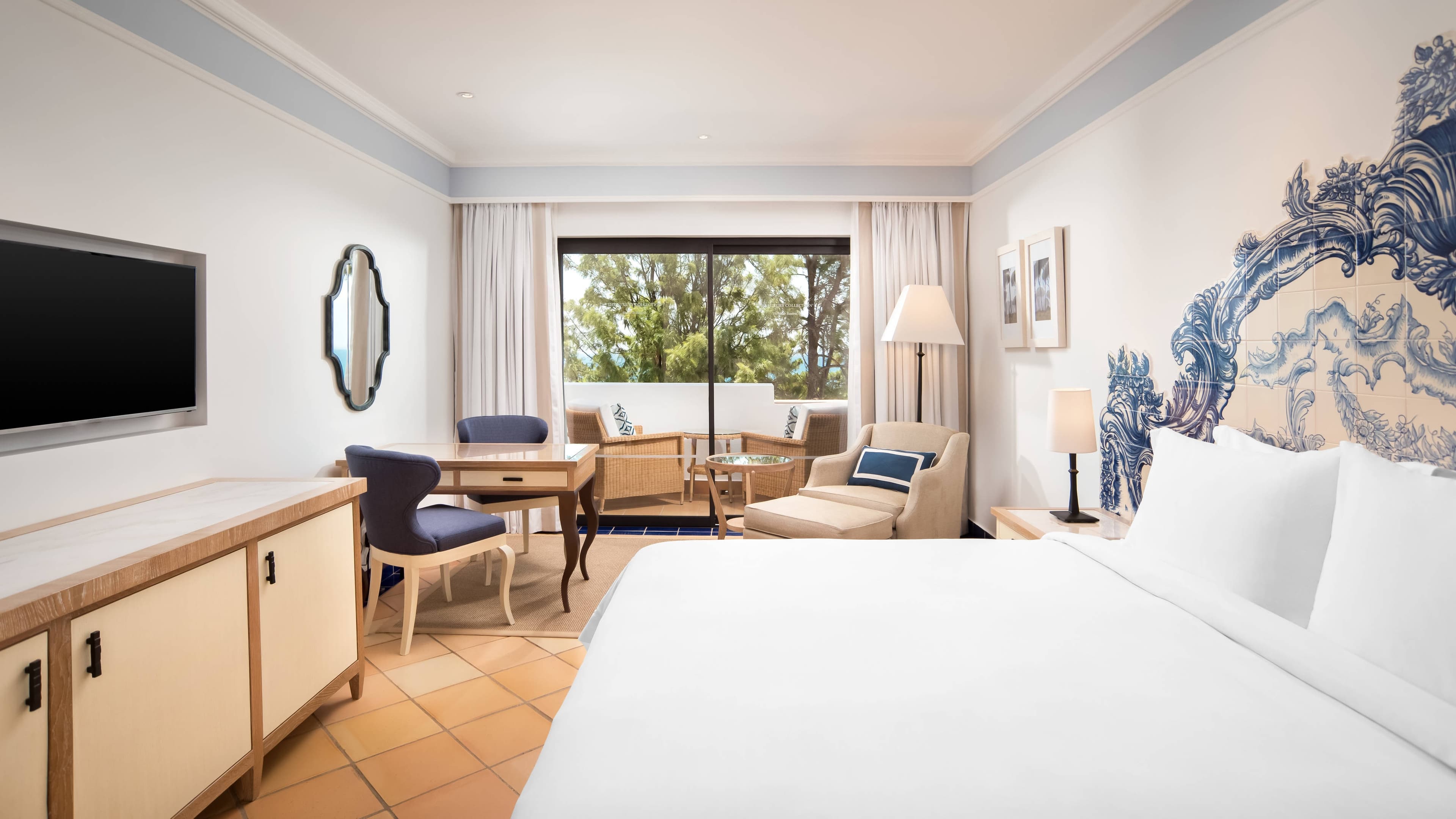 Deluxe Room Resort View - Image 2