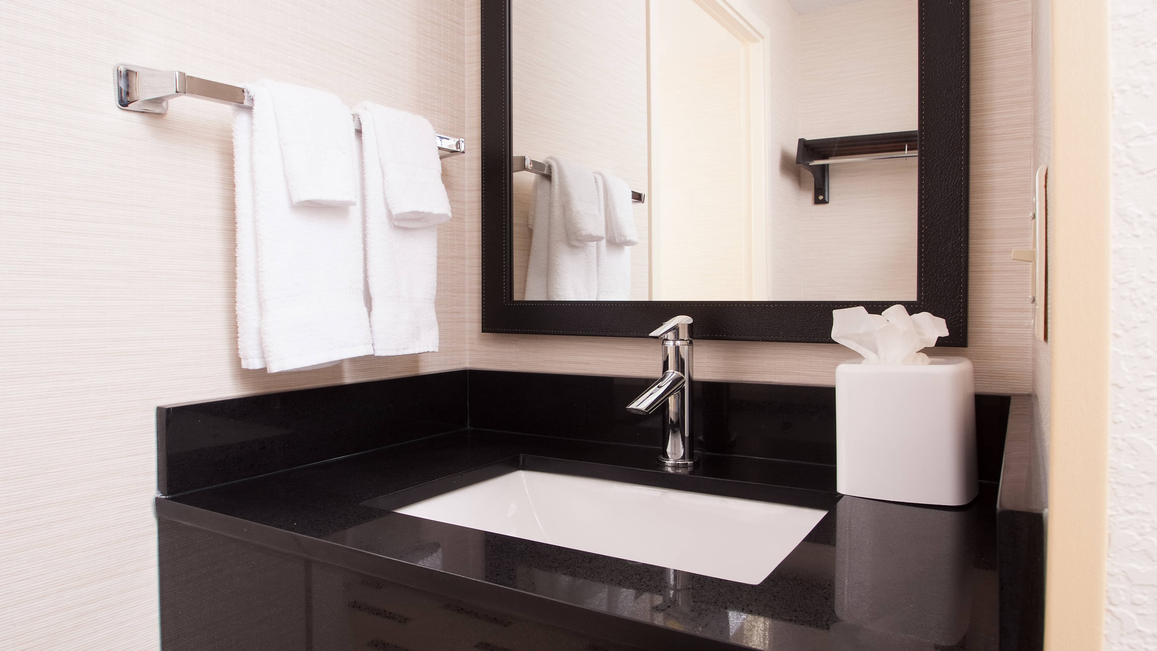 Larger Guest room - Image 2