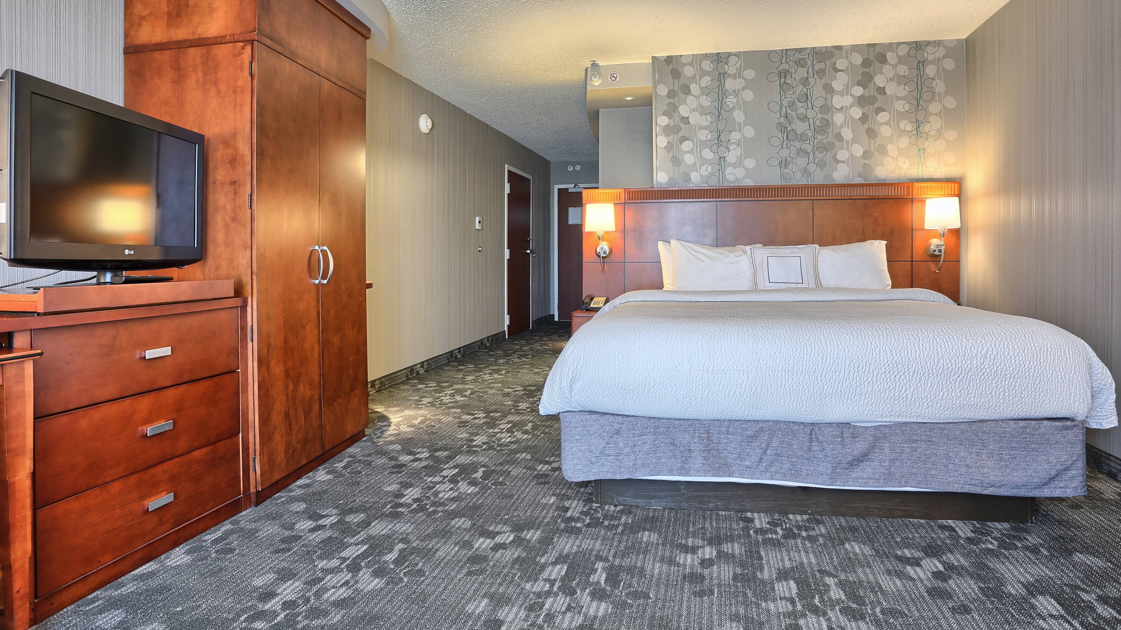 Standard King - Image 1