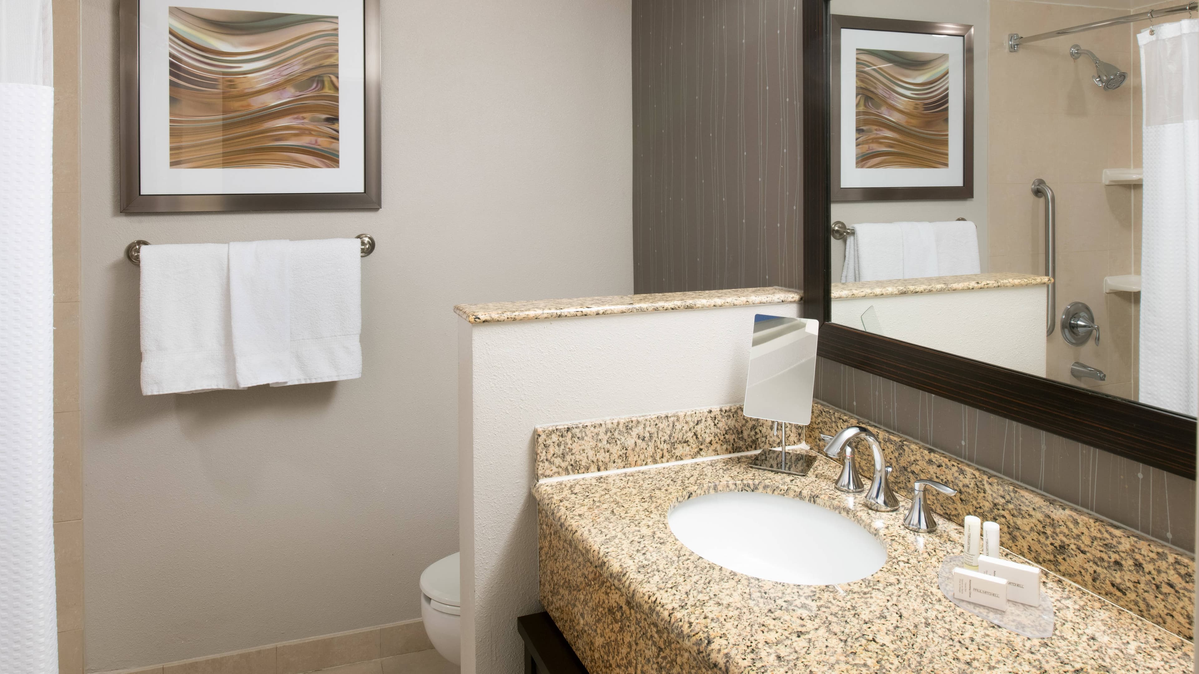 Newly Renovated King - Image 4