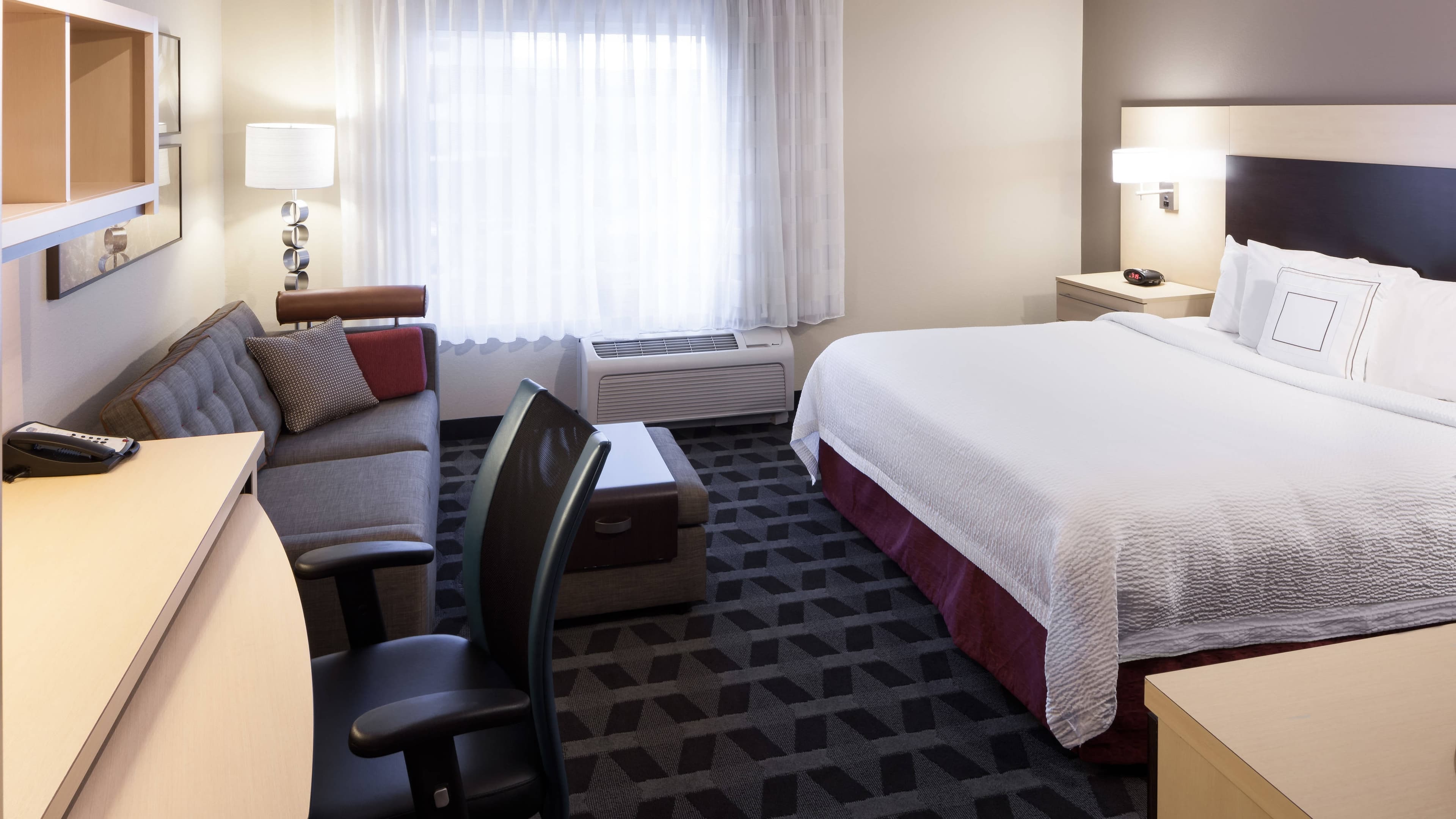 King Studio - Image 1