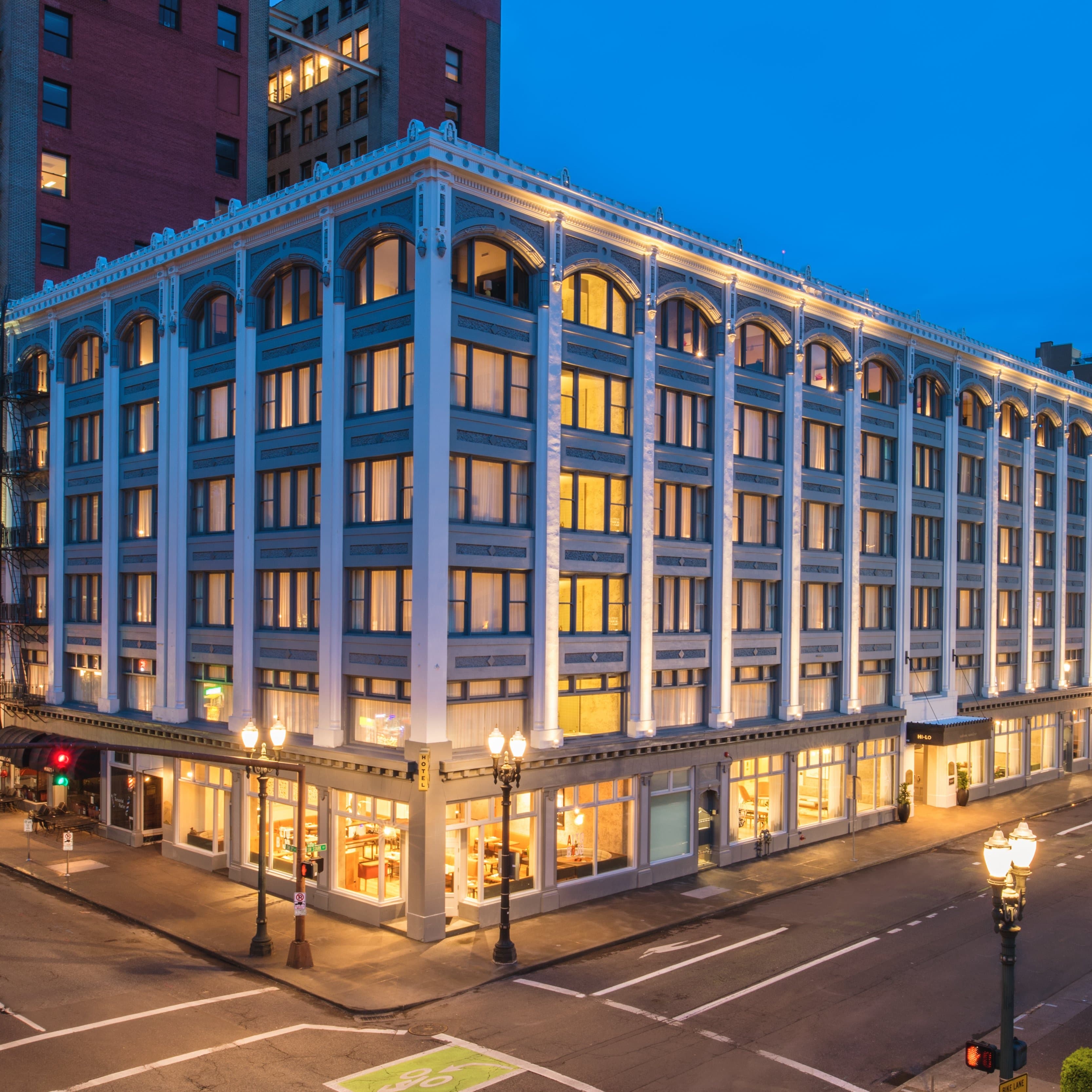 Hi-Lo Hotel, Autograph Collection