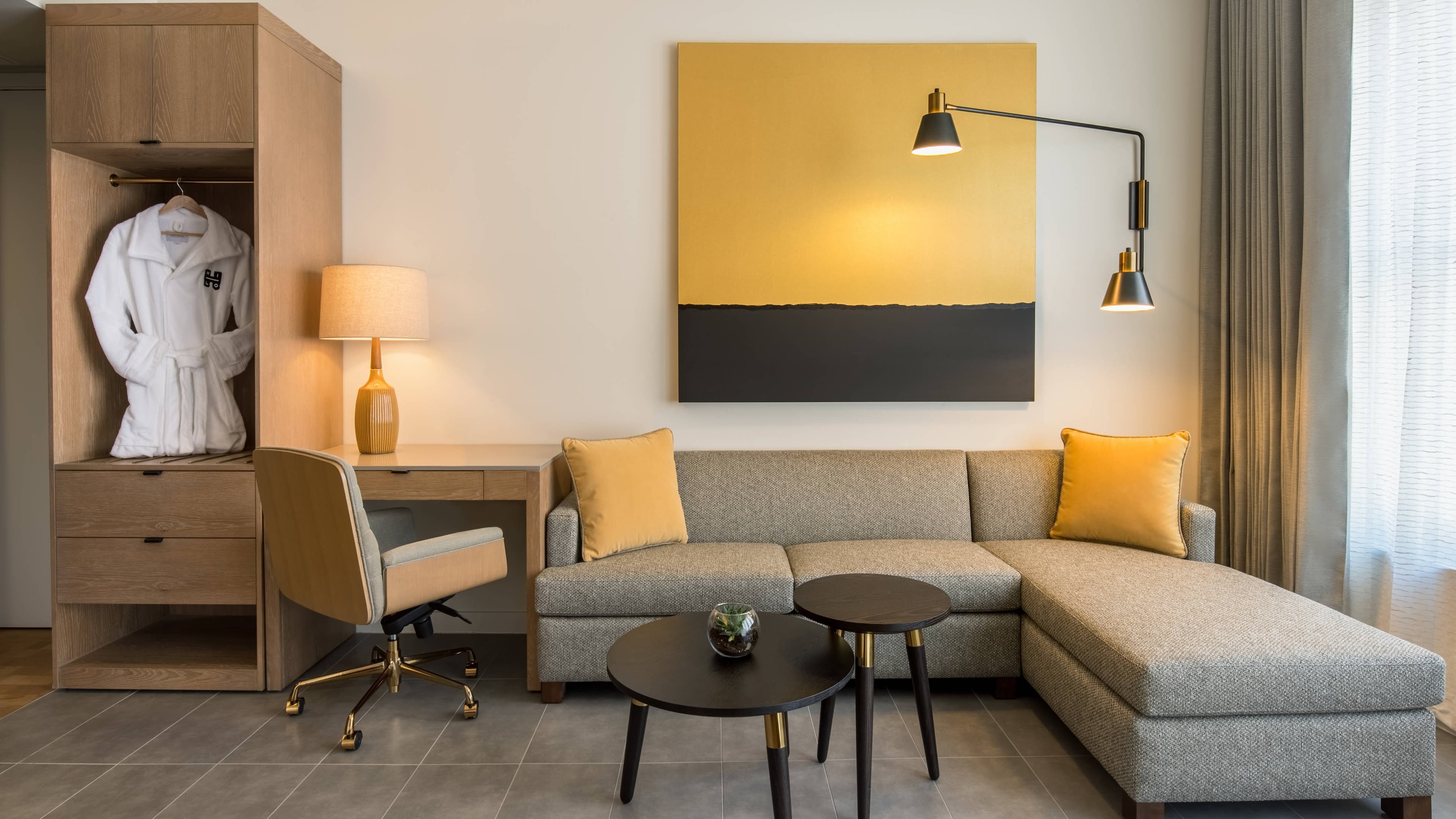 Deluxe Double/Double - Image 2