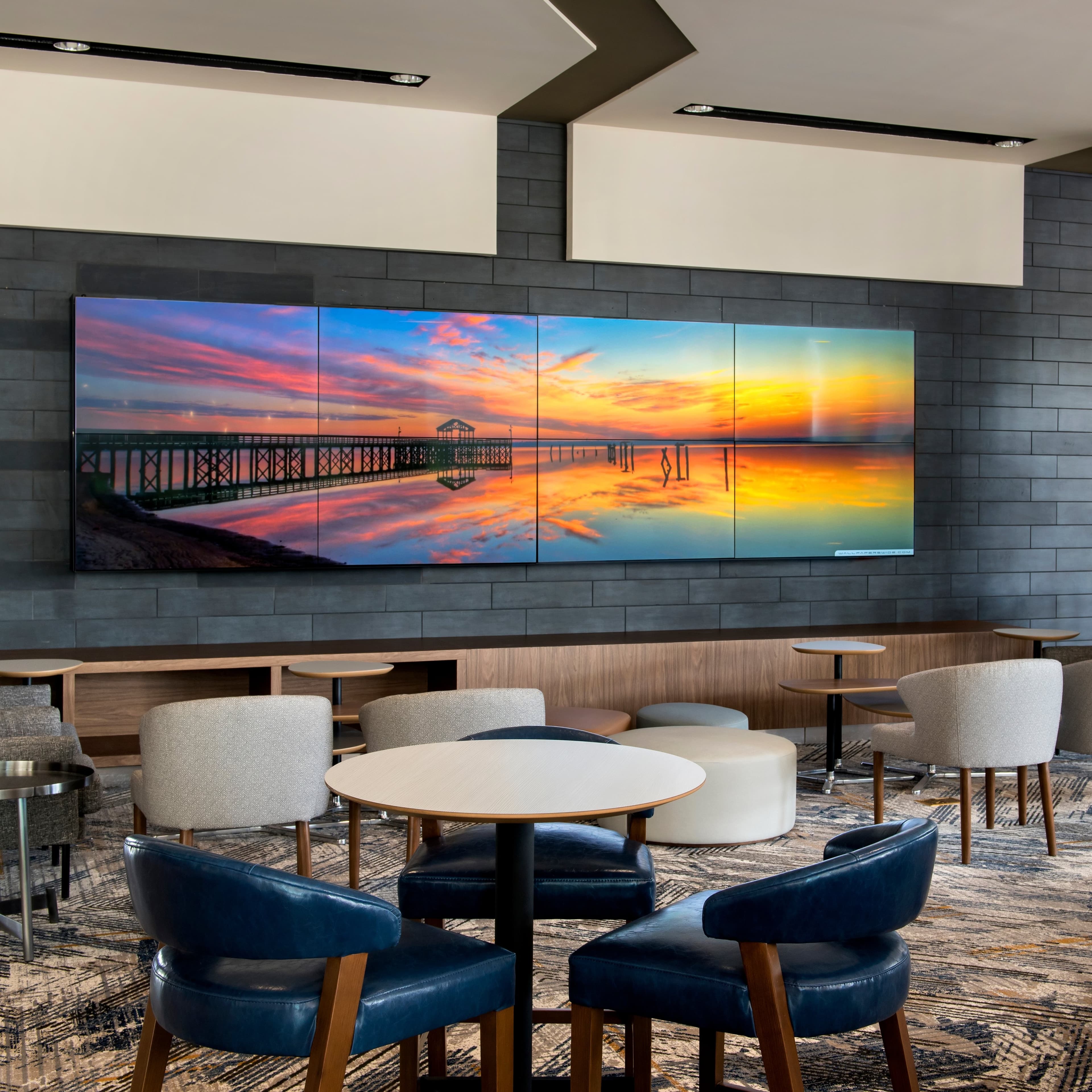 Courtyard Philadelphia South at The Navy Yard