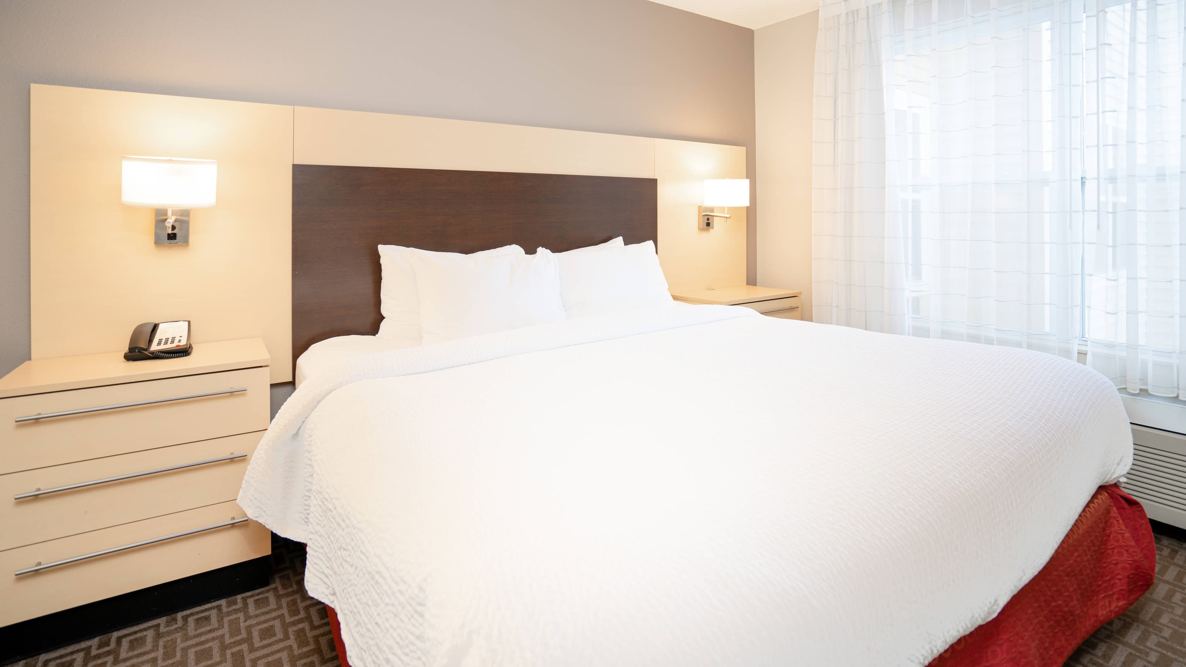 1 Bedroom Suite - Image 3