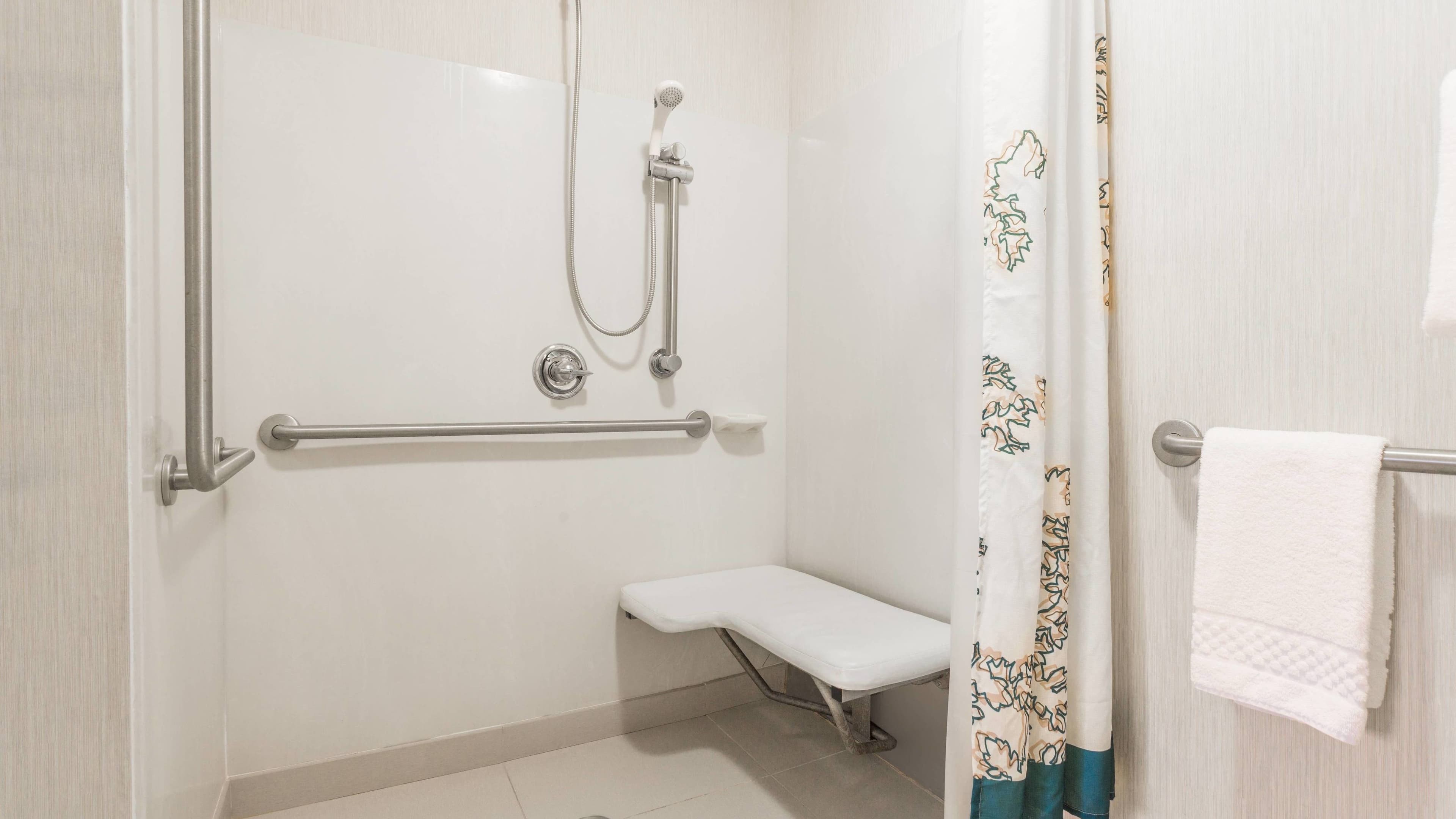 1 Bedroom Suite - Image 5