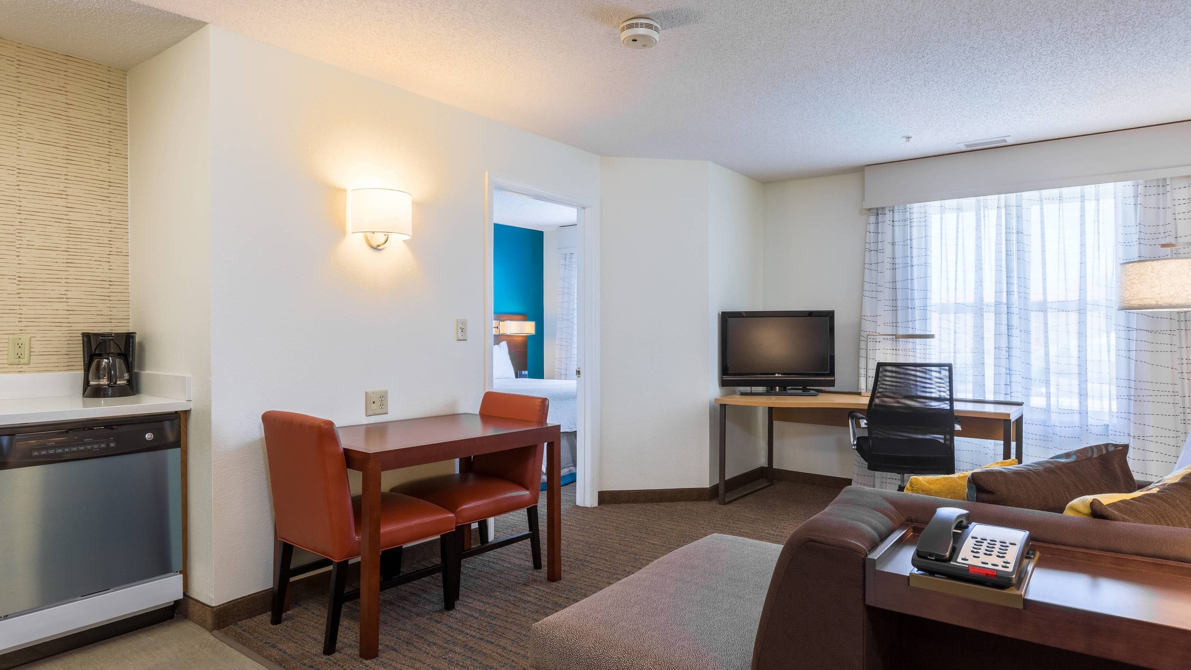 1 Bedroom Suite - Image 1