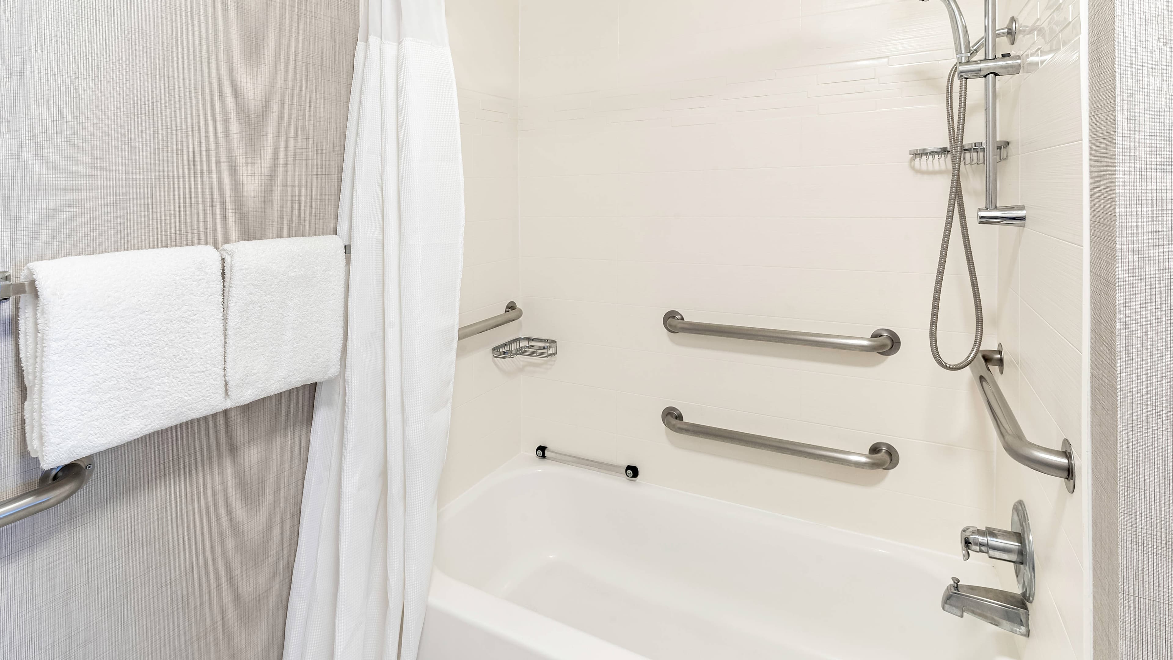 1 Bedroom Suite - Image 8