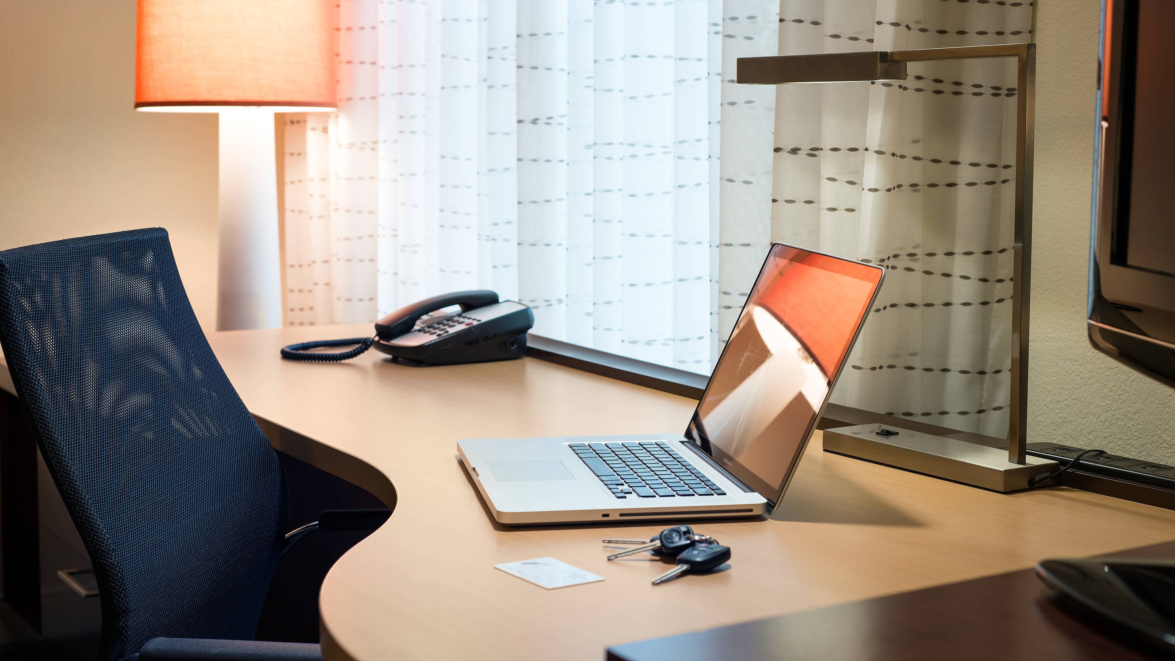 1 Bedroom Suite - Image 3