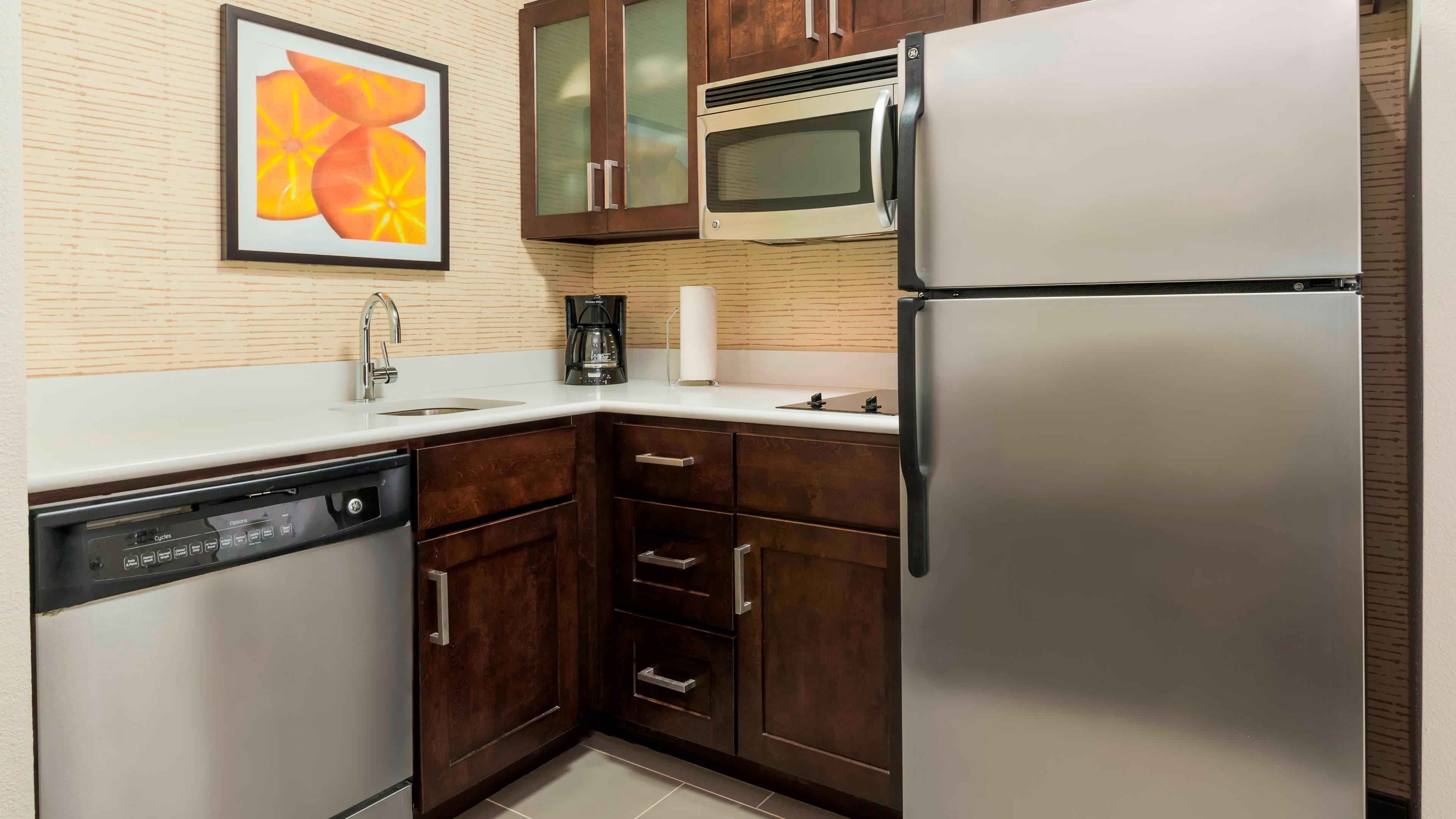 1 Bedroom Suite - Image 4