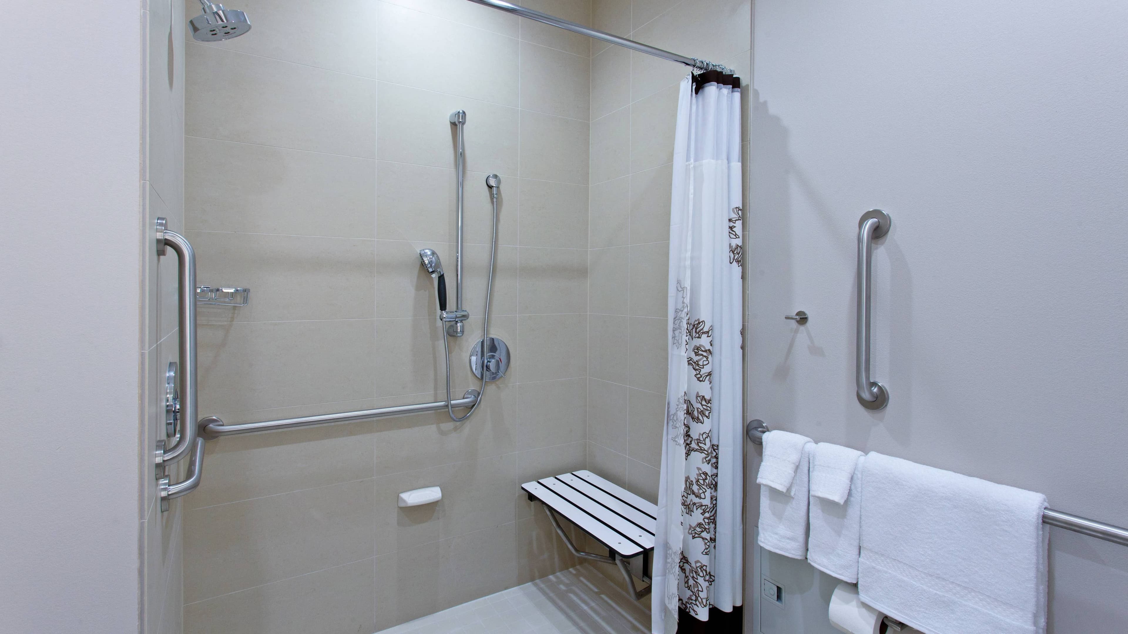 King Studio Suite - Image 7