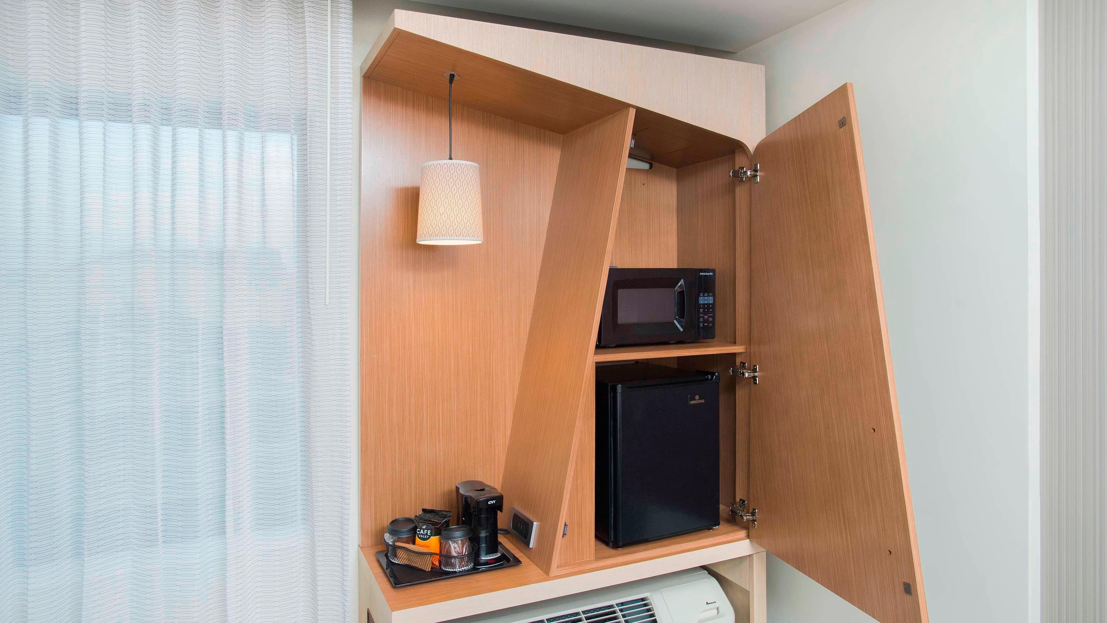 1 King Bed with Sofa - Image 5