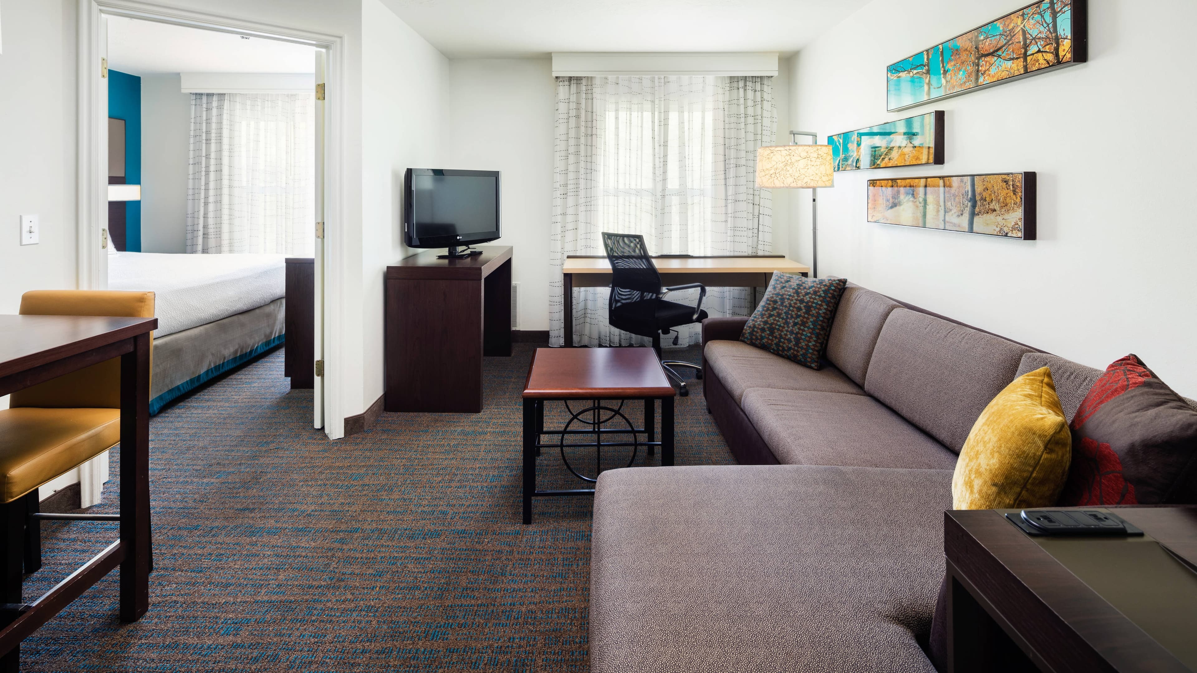 1 Bedroom Junior Suite - Image 1