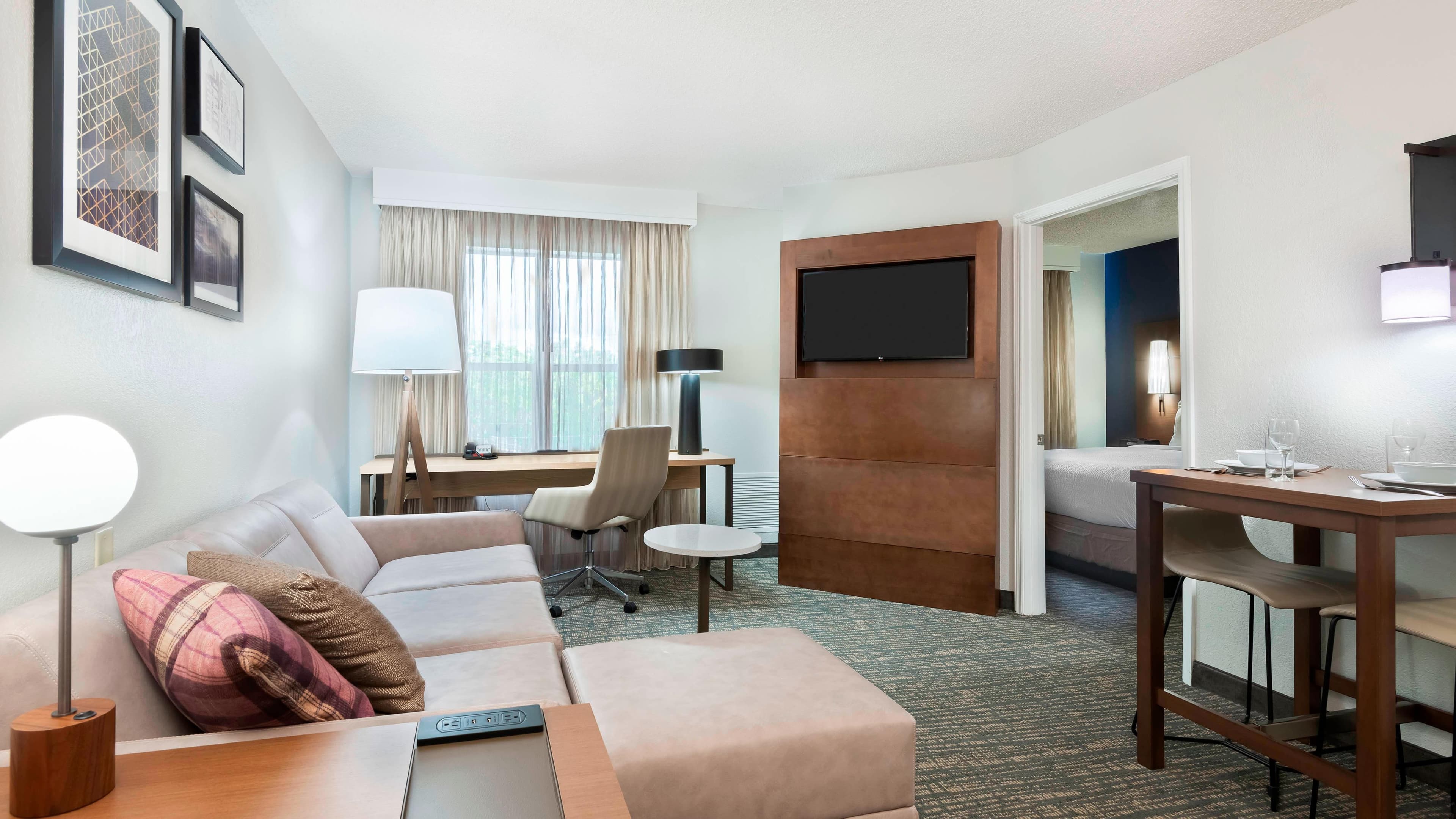 1 Bedroom Suite - Image 1