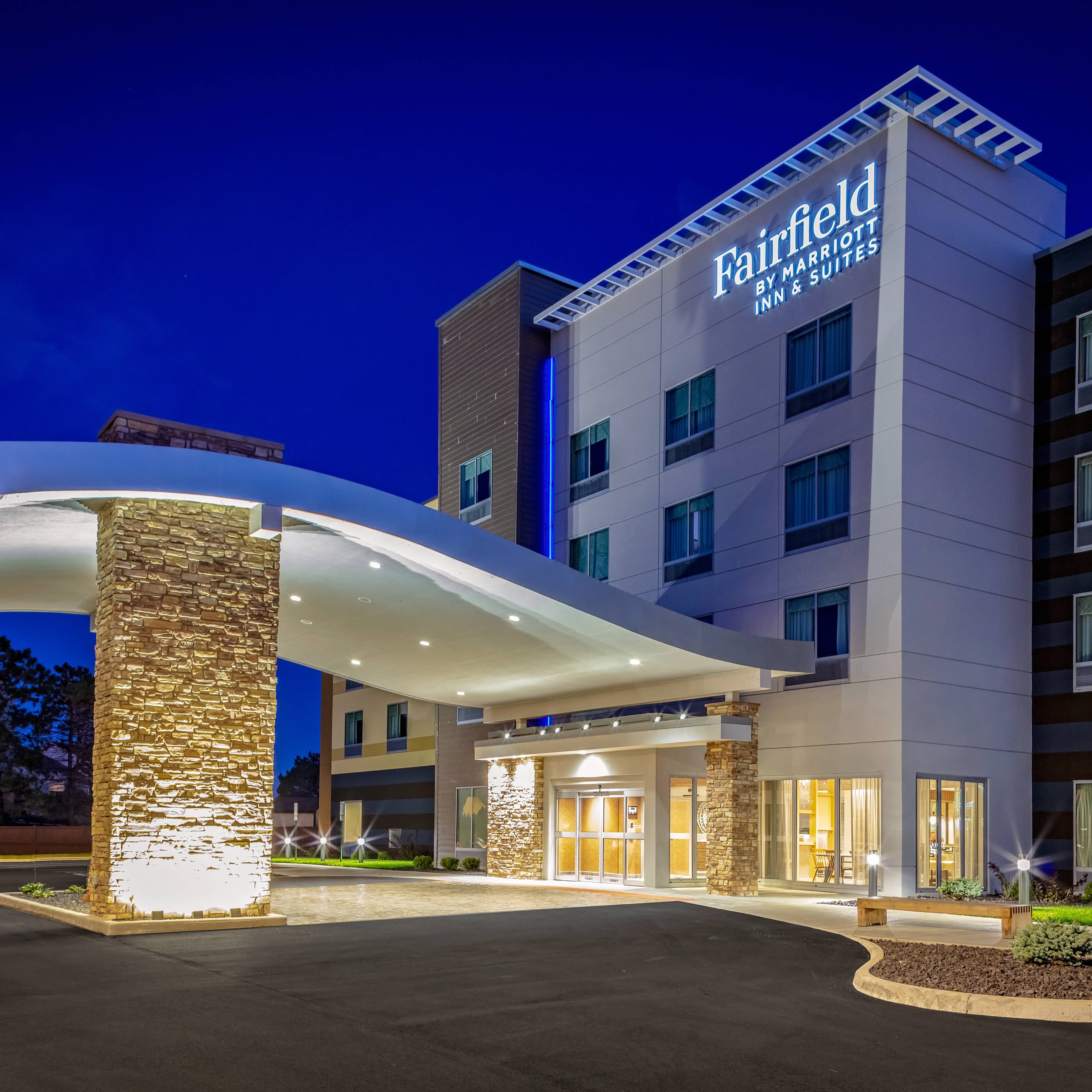 Fairfield Inn & Suites Port Clinton Waterfront
