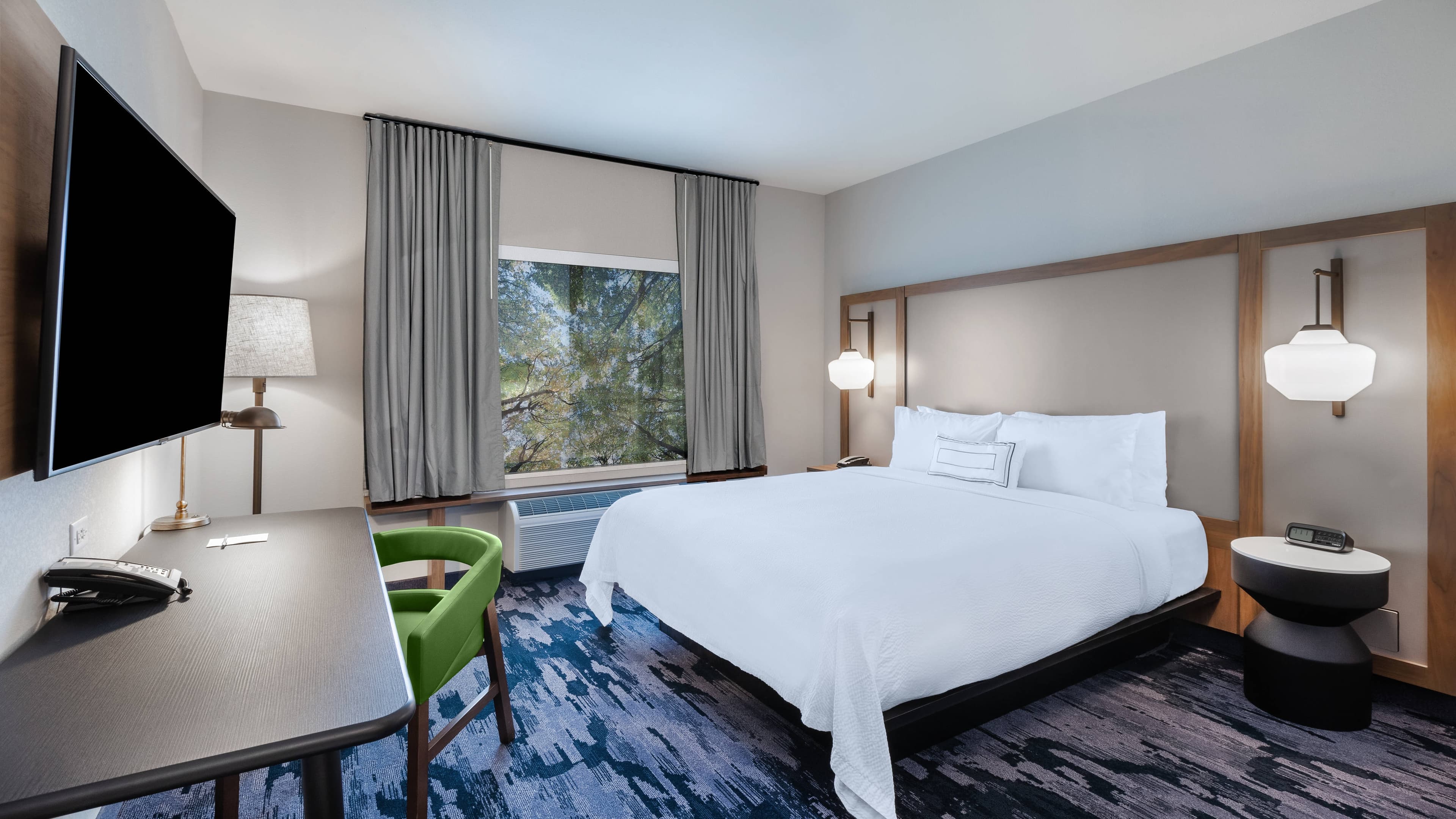 King Bedroom - Image 1