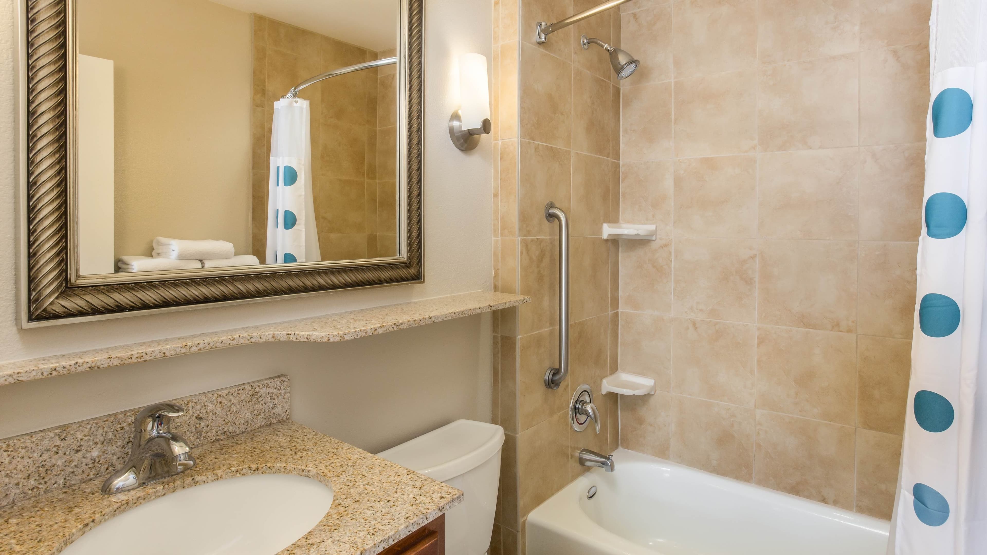 King Studio Suite - Image 5