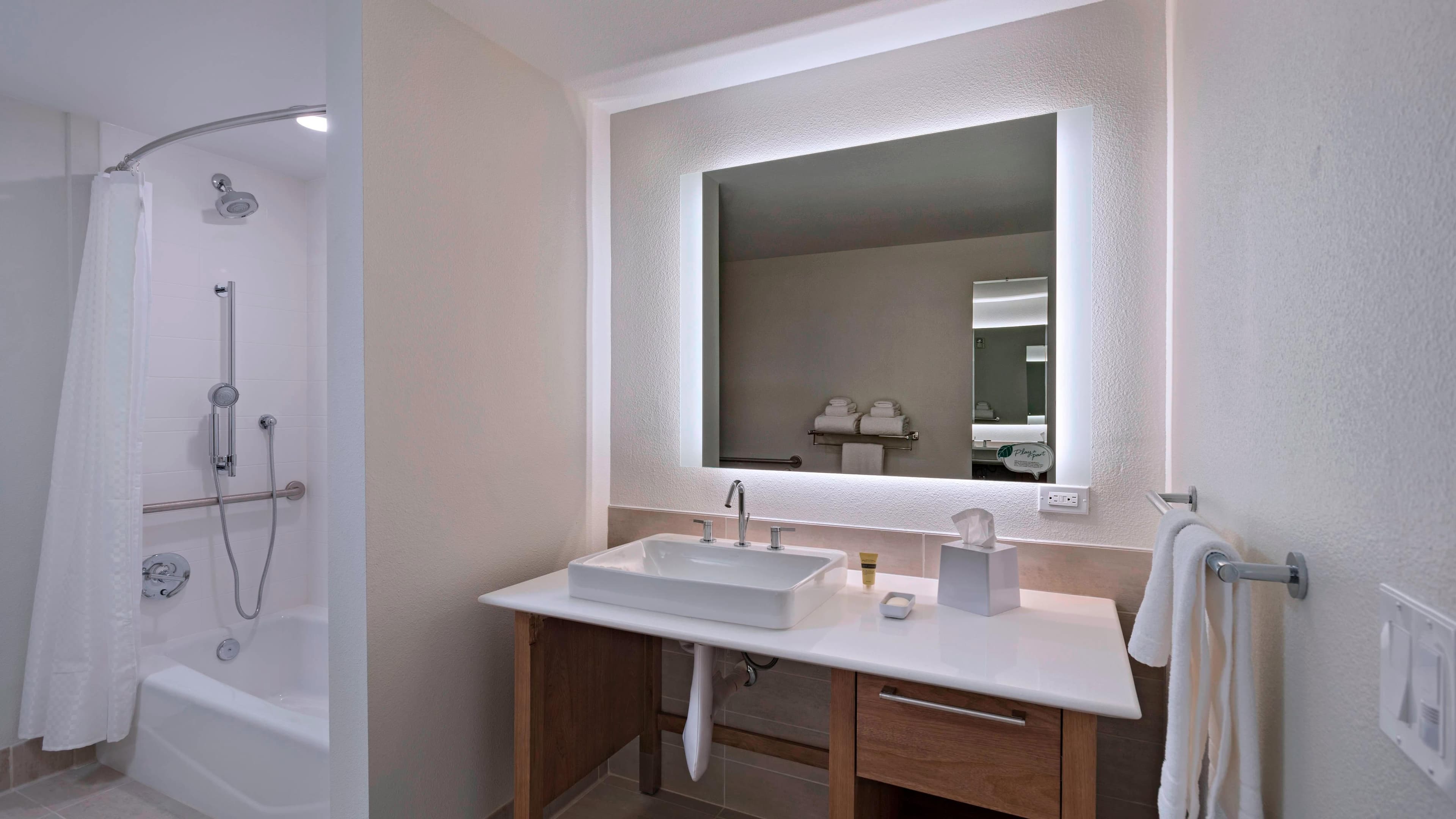 Studio King - Image 4