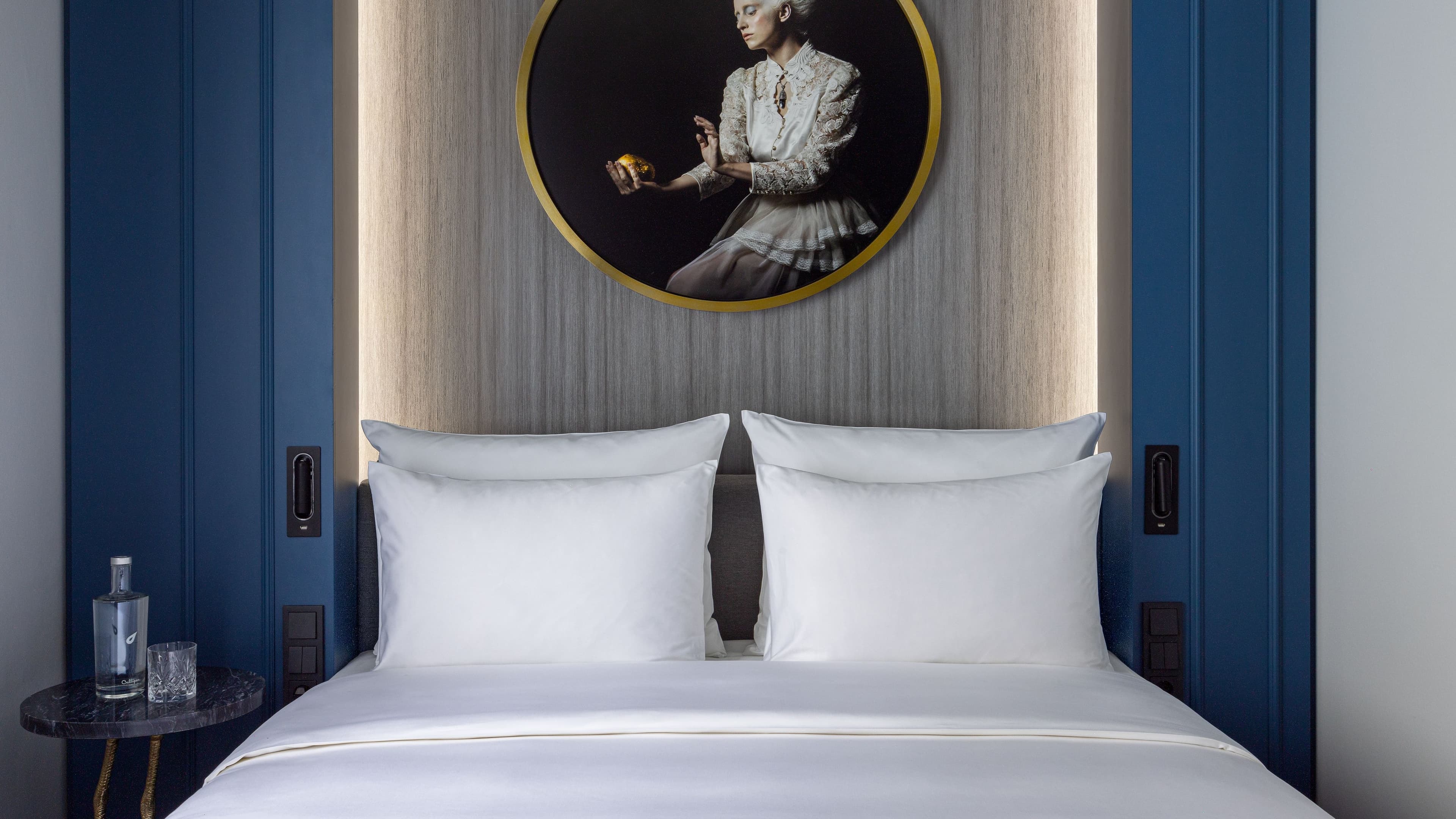 Luc Queen Room - Image 2