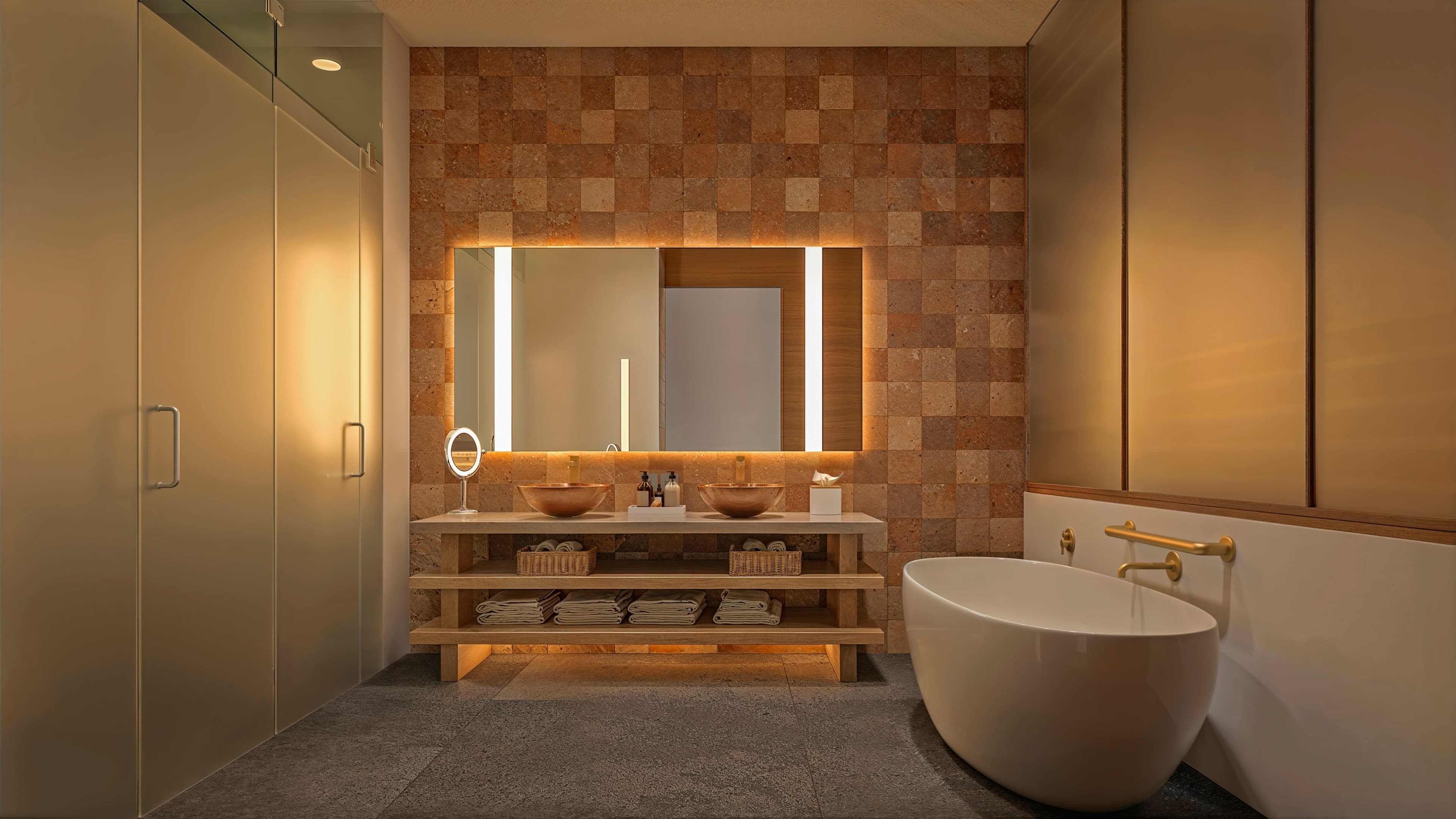 Deluxe Guest room - Image 5