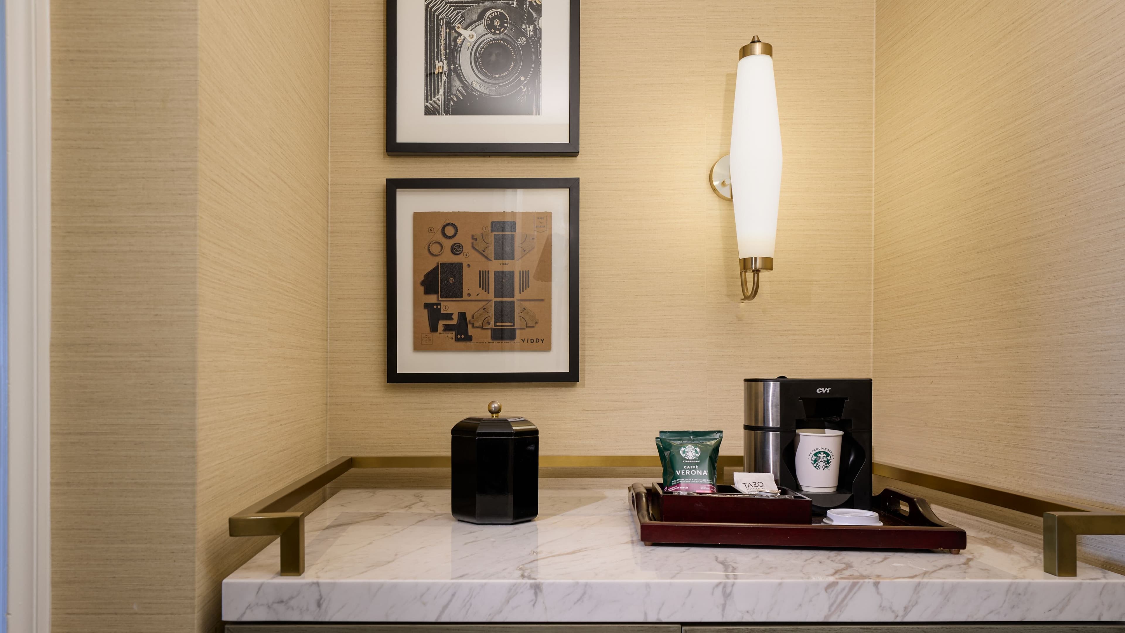 Portrait Queen - Image 6