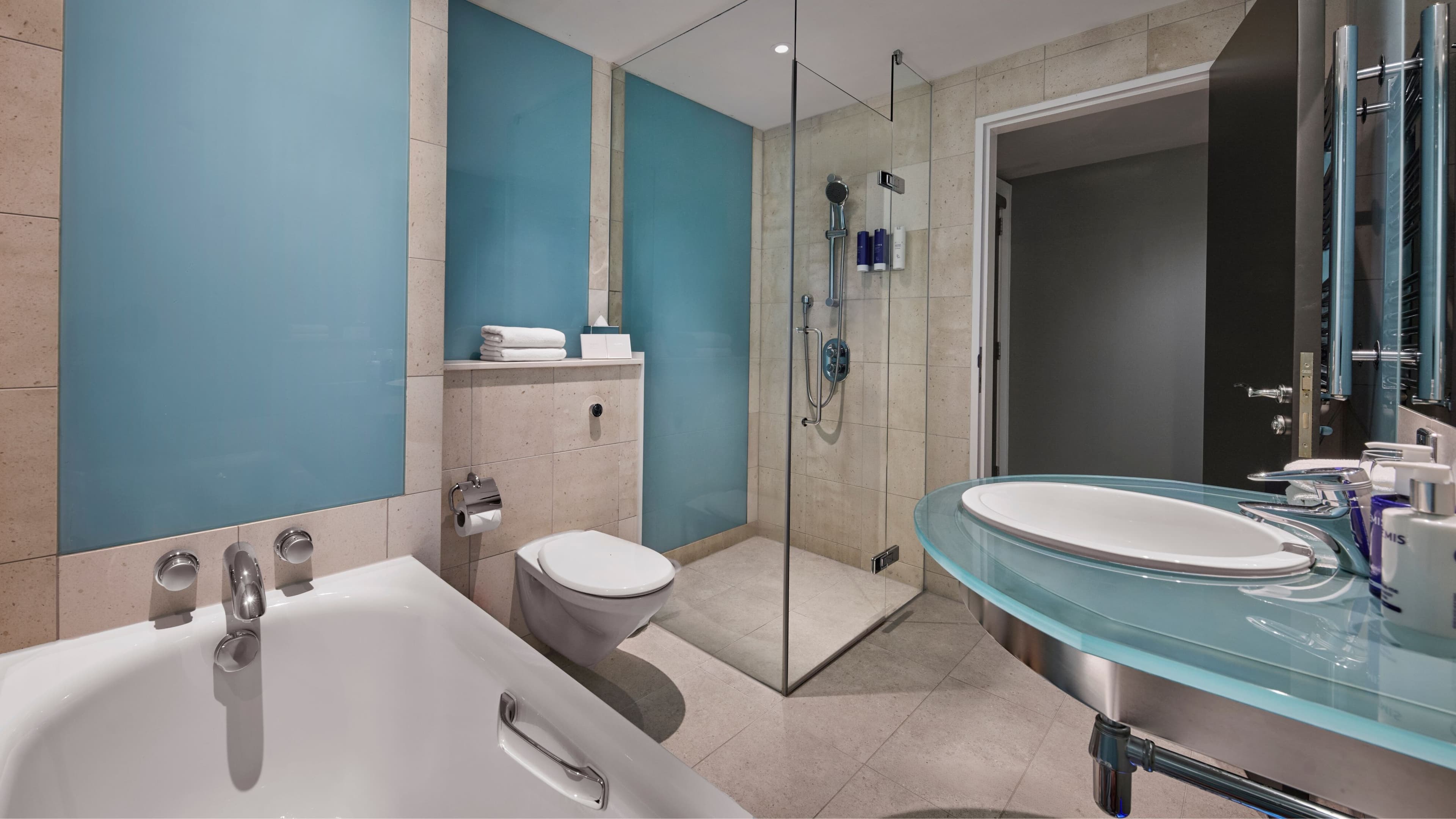 Signature Room - Image 3