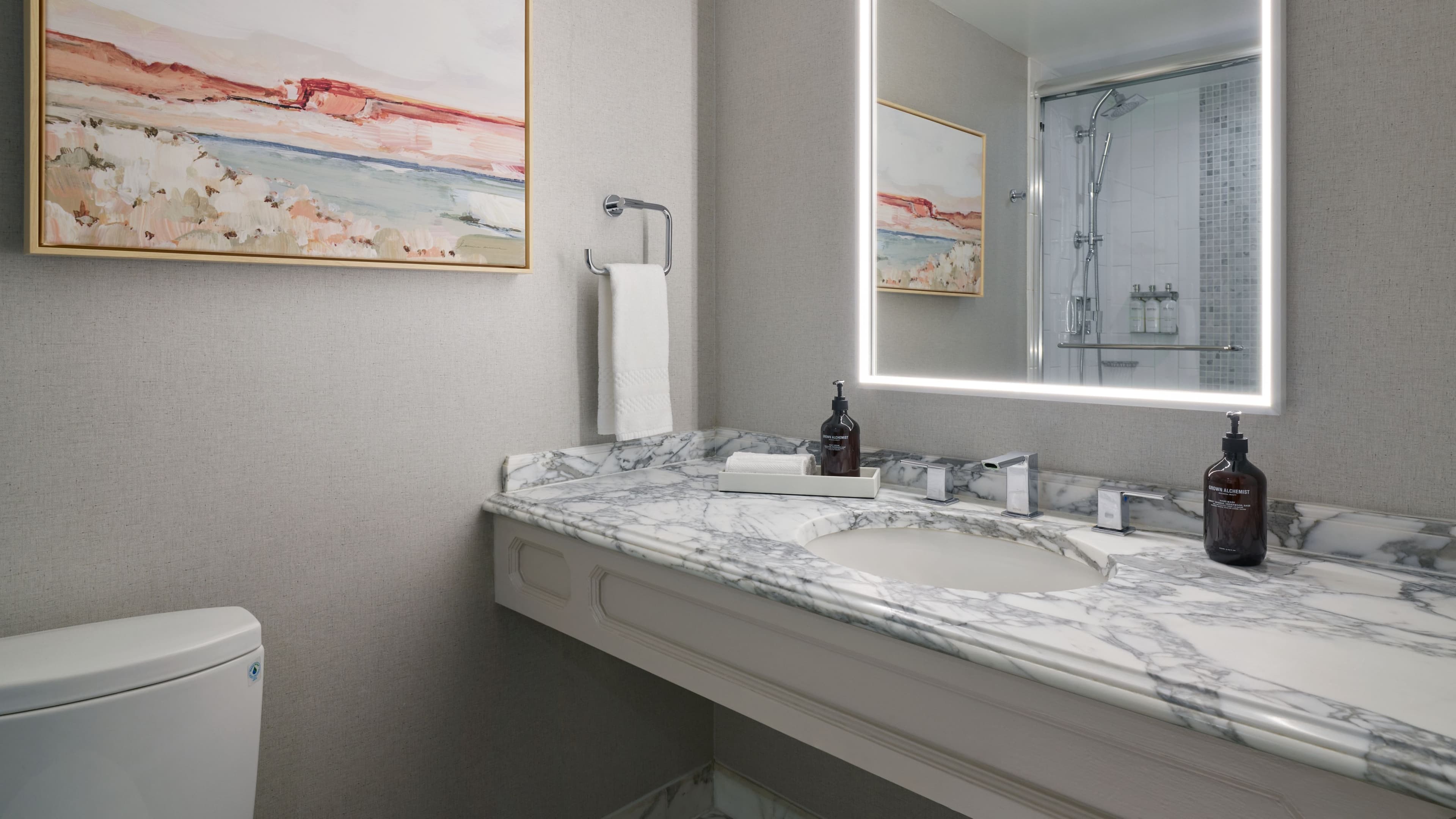 City Lights Room - Image 3