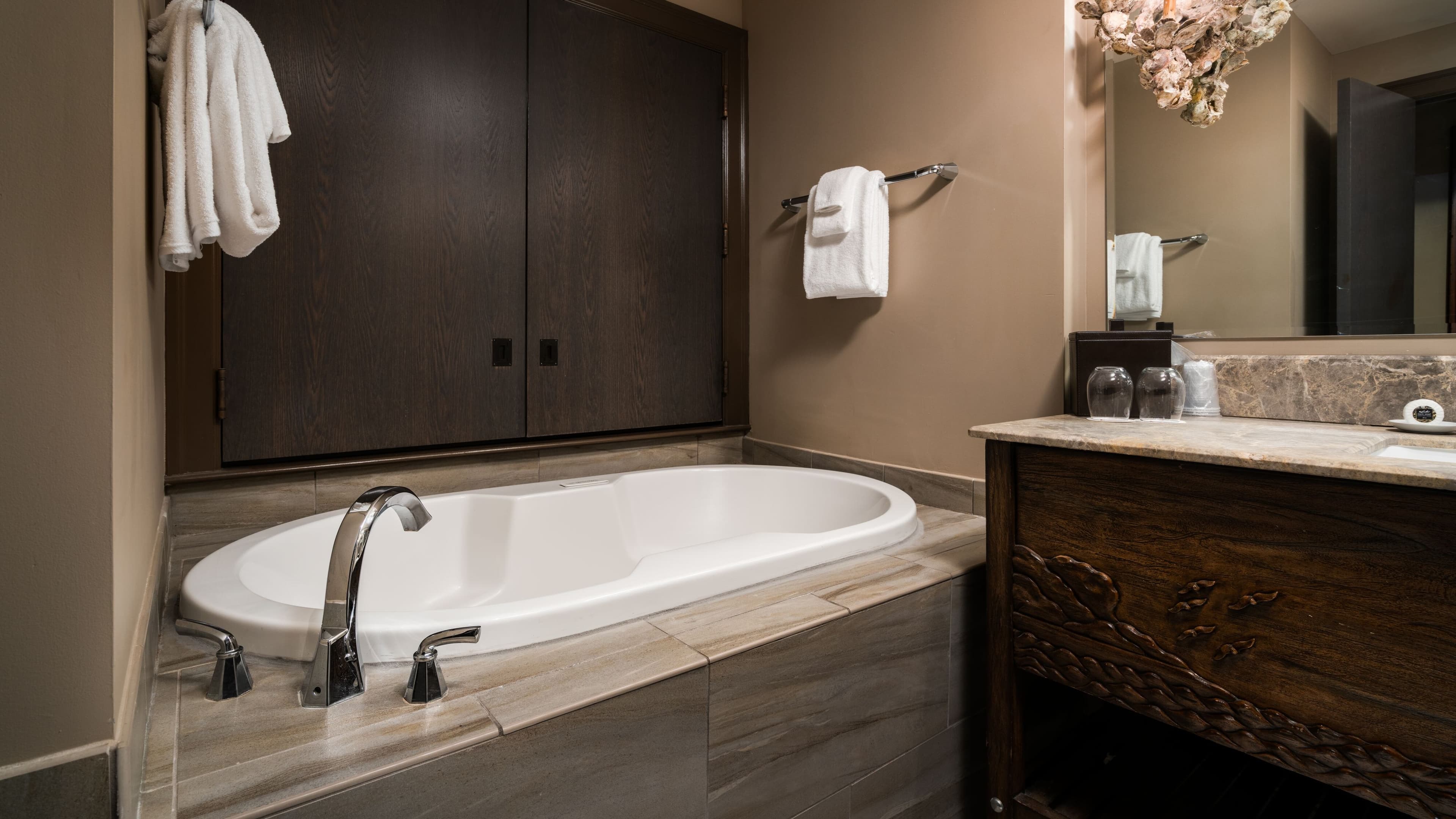 Historic View - Image 8