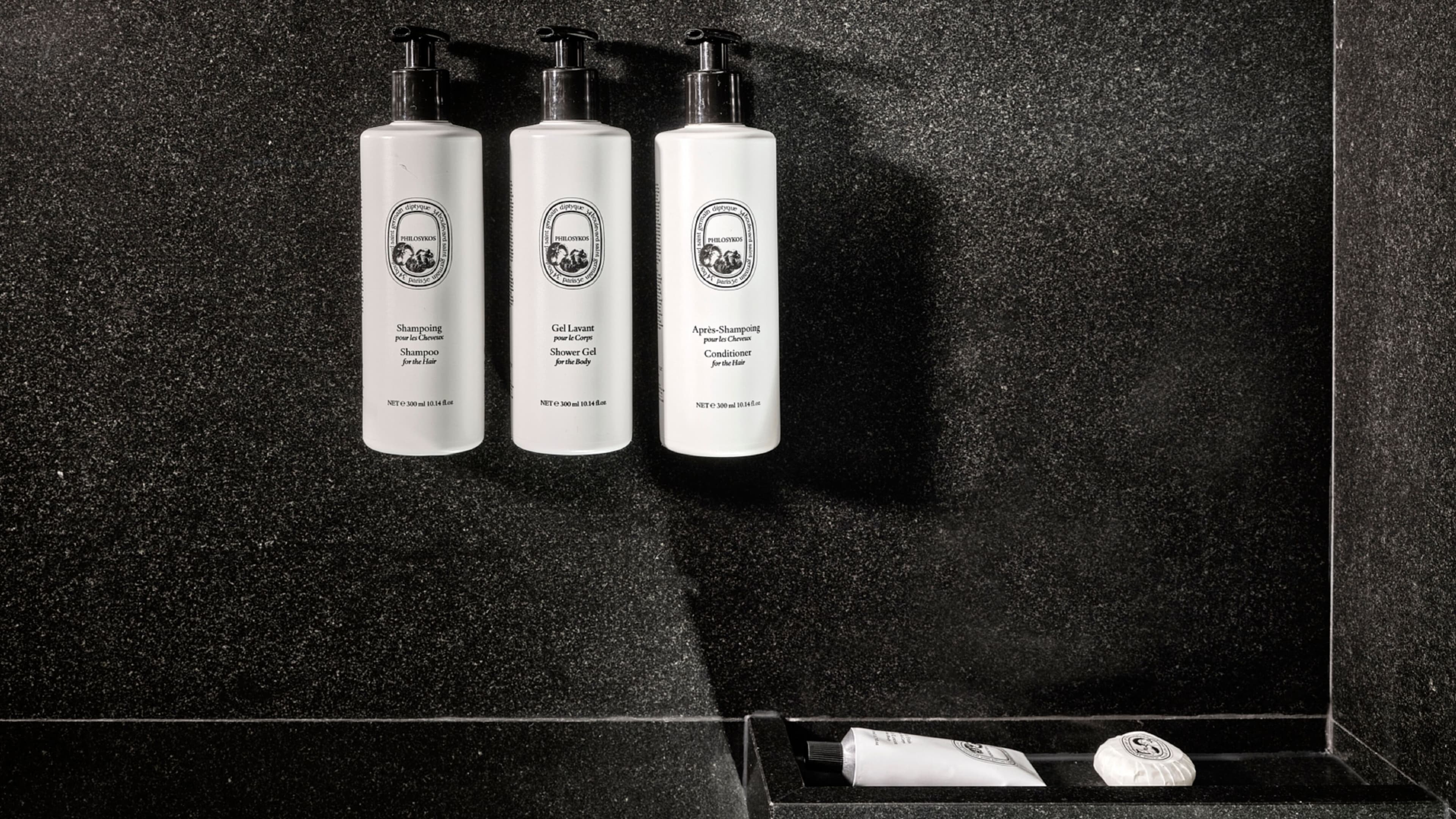 Shophouse Room - Image 4