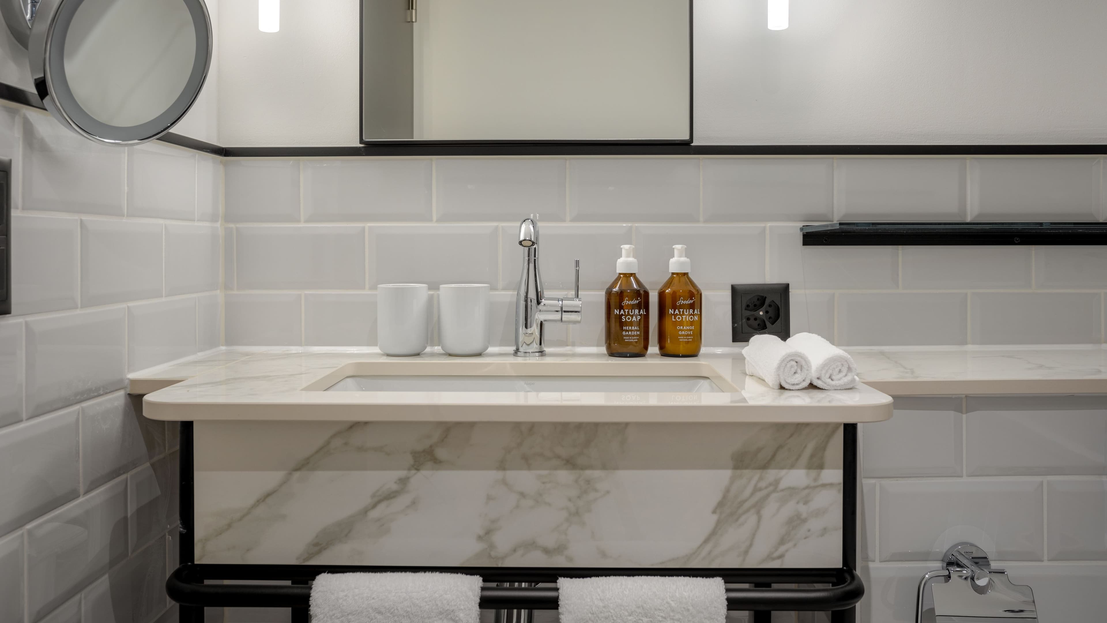 Superior Guest Room - Image 2