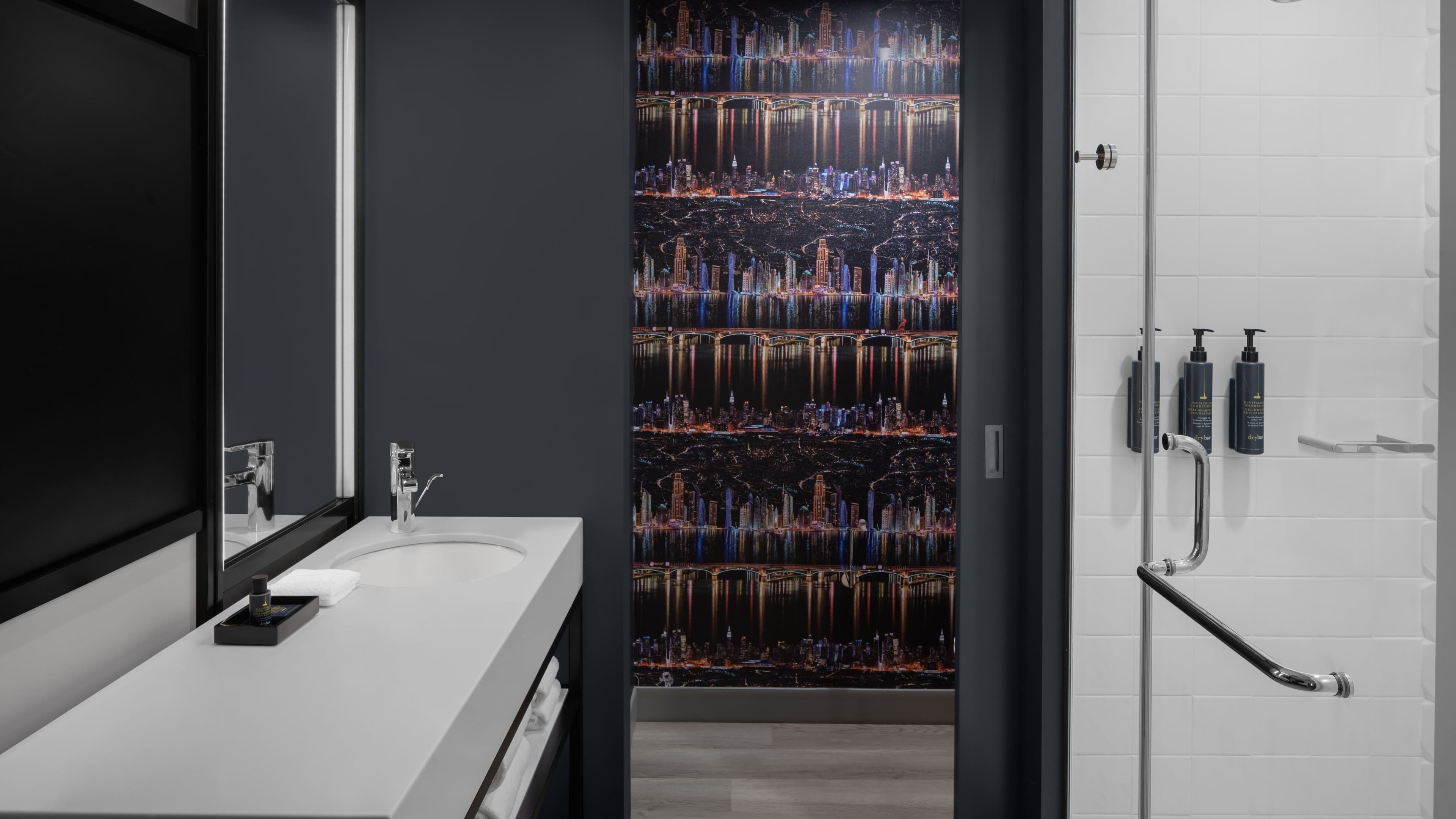 Guest room - 1 King - Image 7