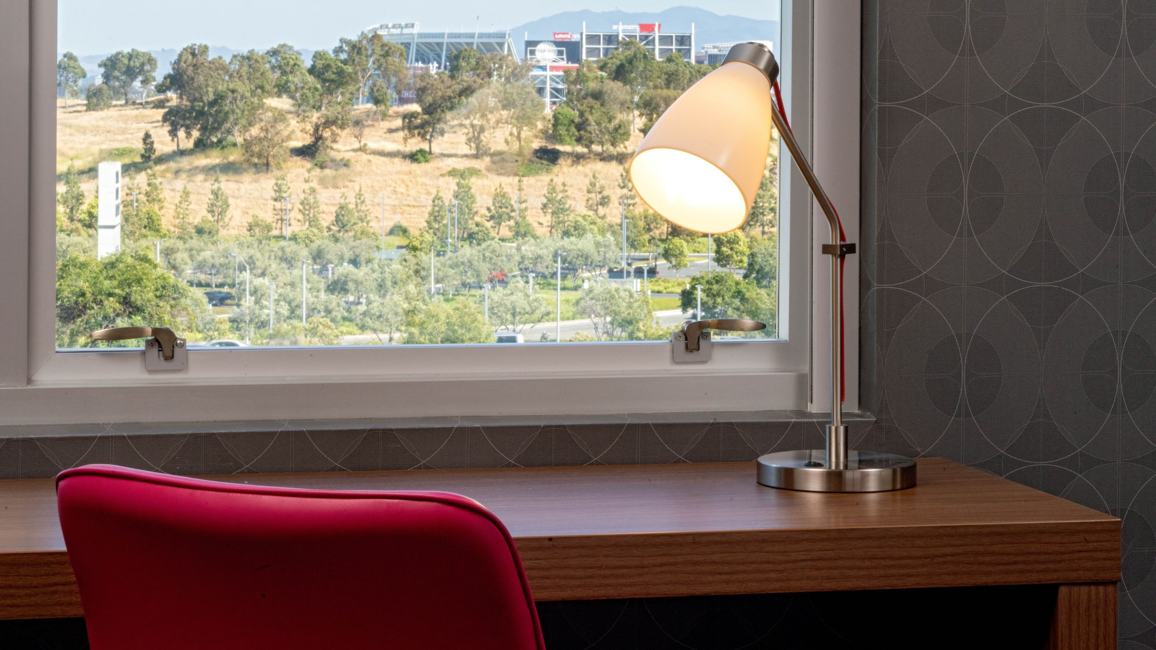 Aloft Room - Image 4