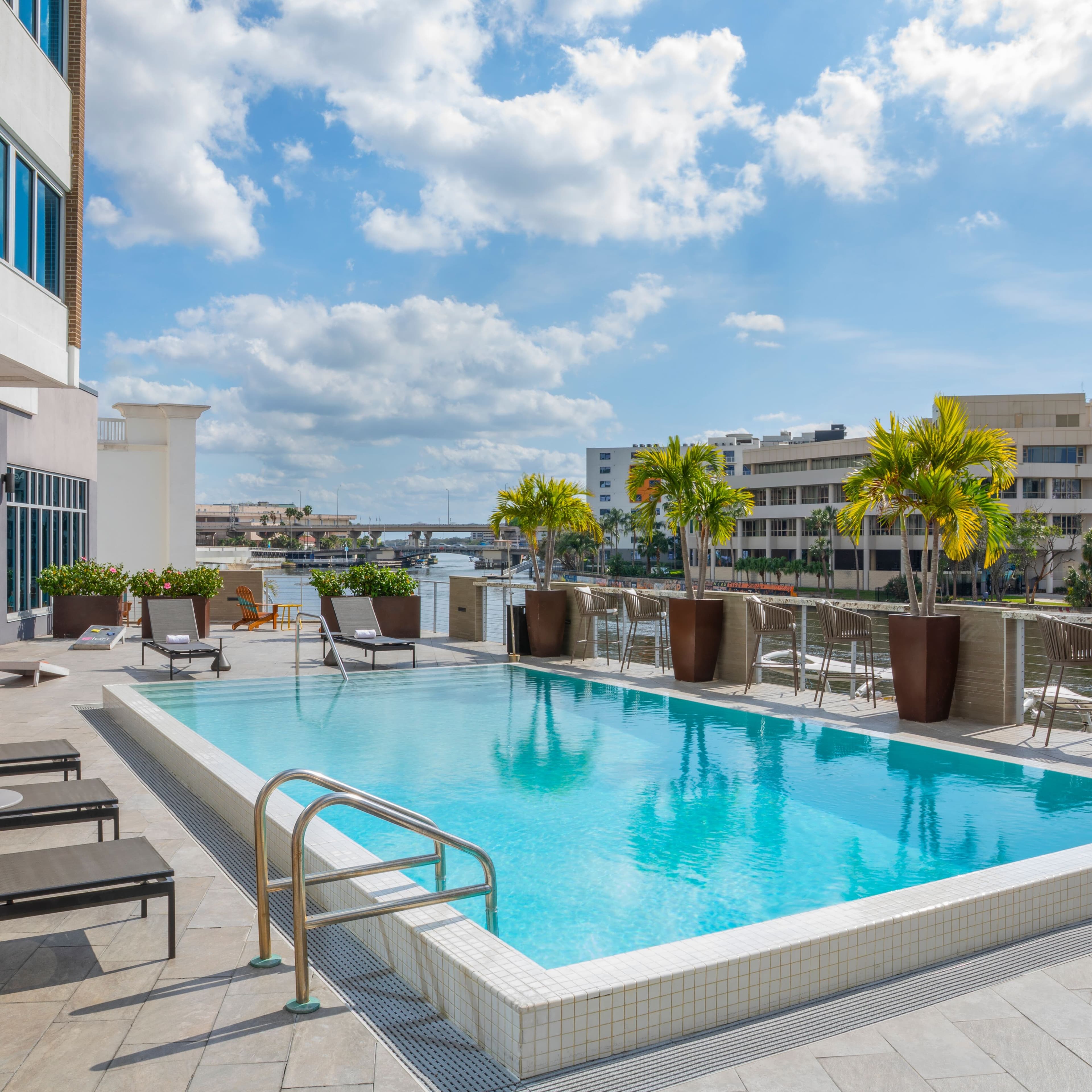 Aloft Tampa Downtown