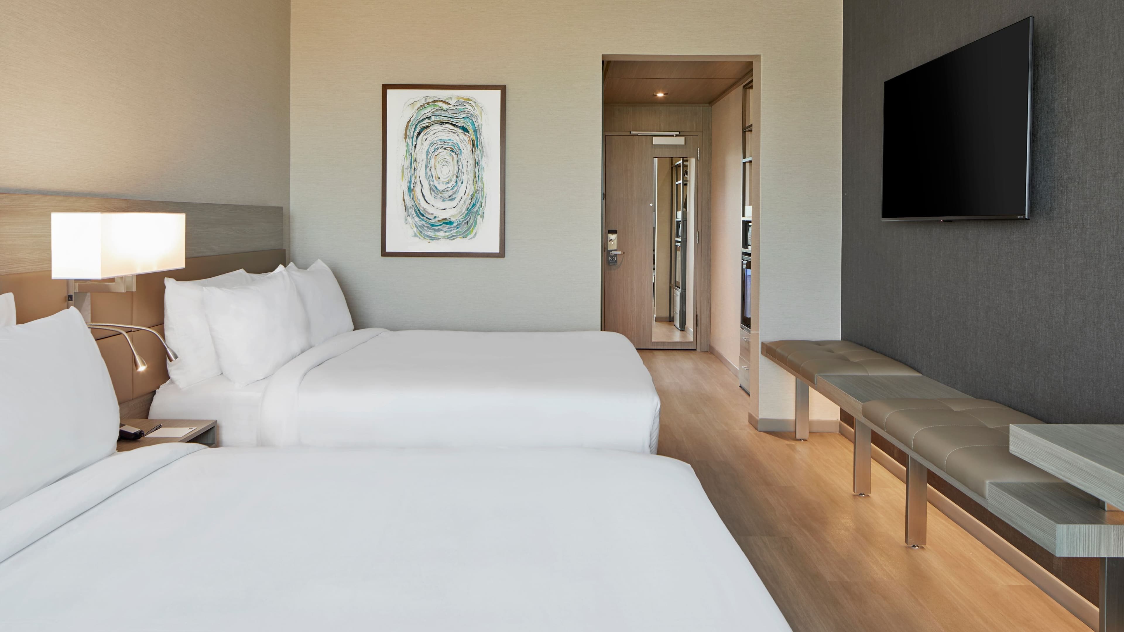 2 Queen Guest Room - Image 3