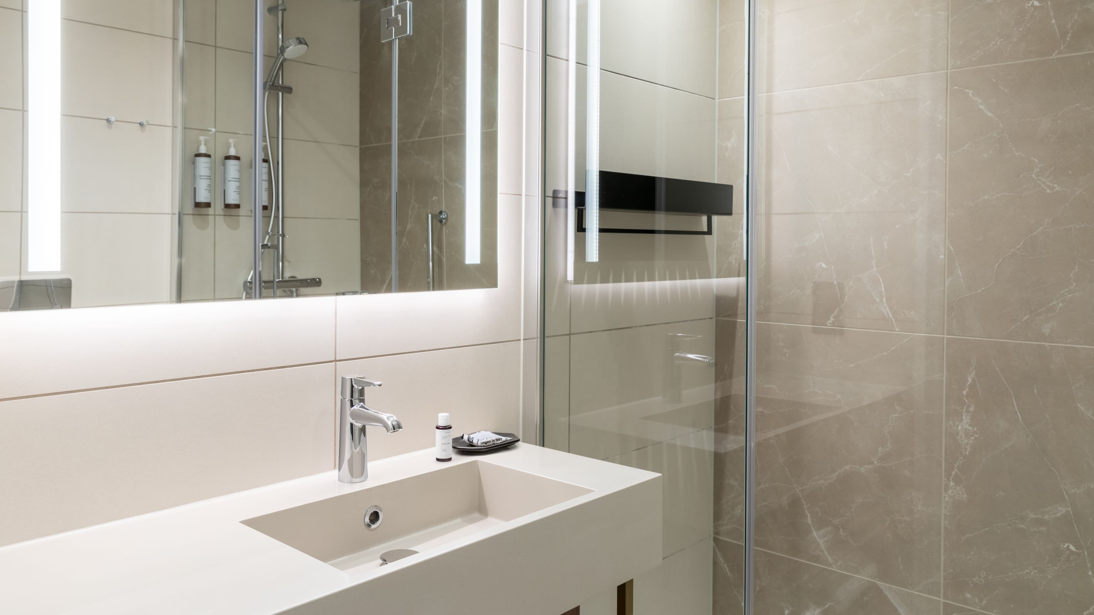 Standard King - Image 4