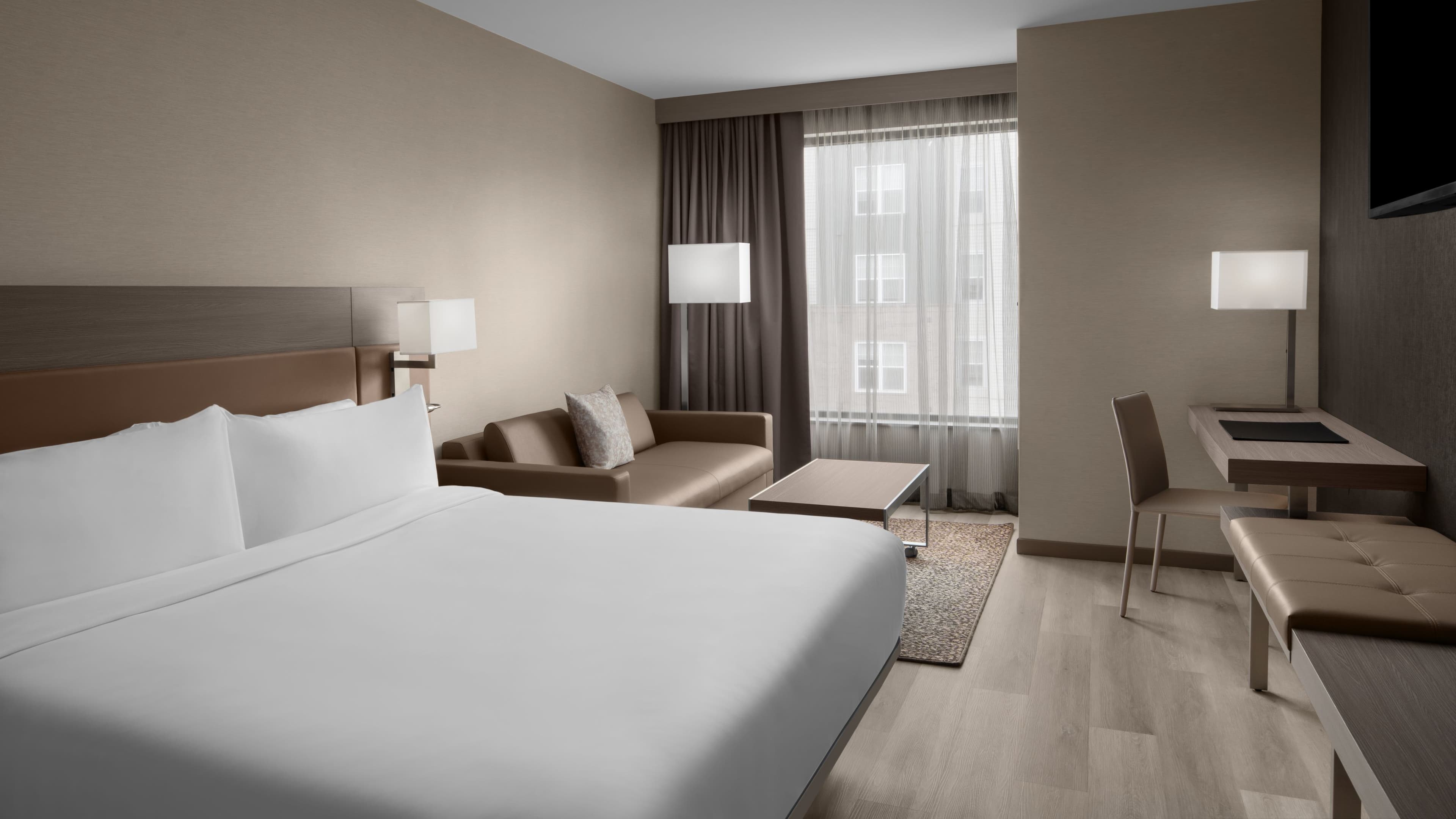 King Guest Room - Image 2