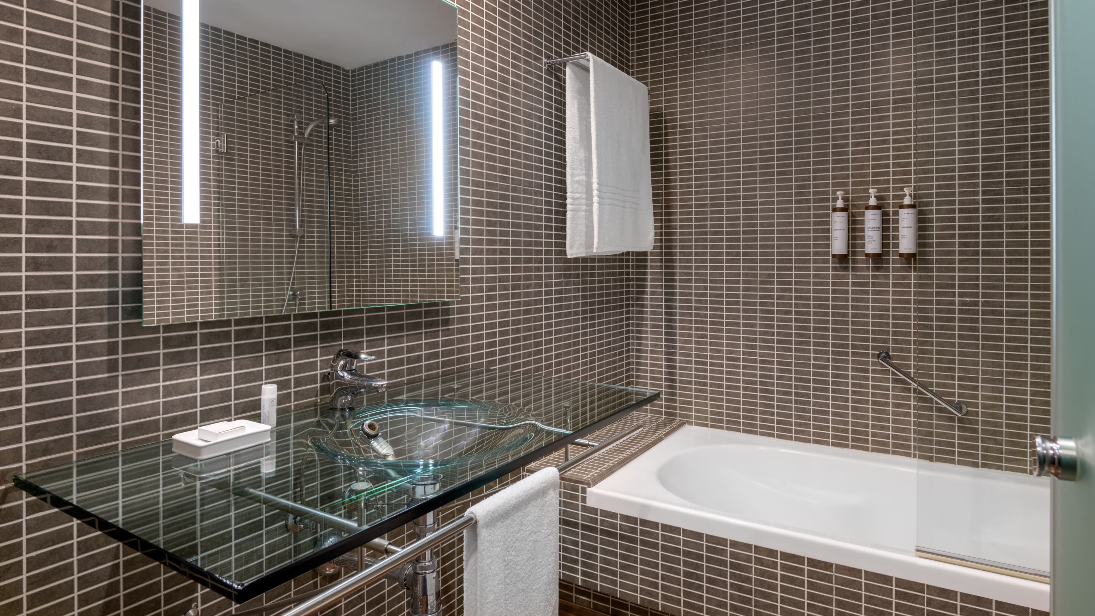 Standard Twin - Image 5