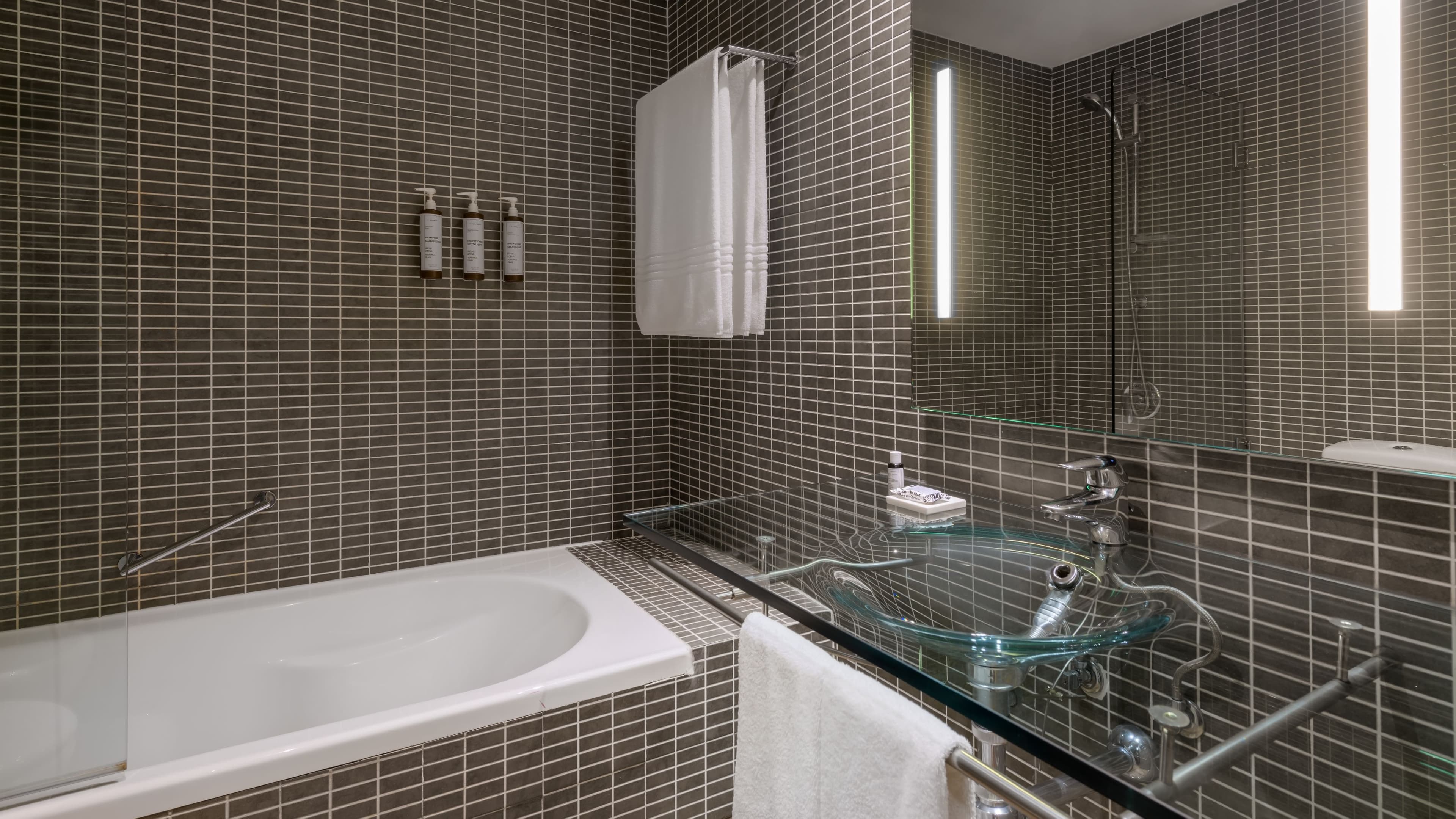 Standard King - Image 5