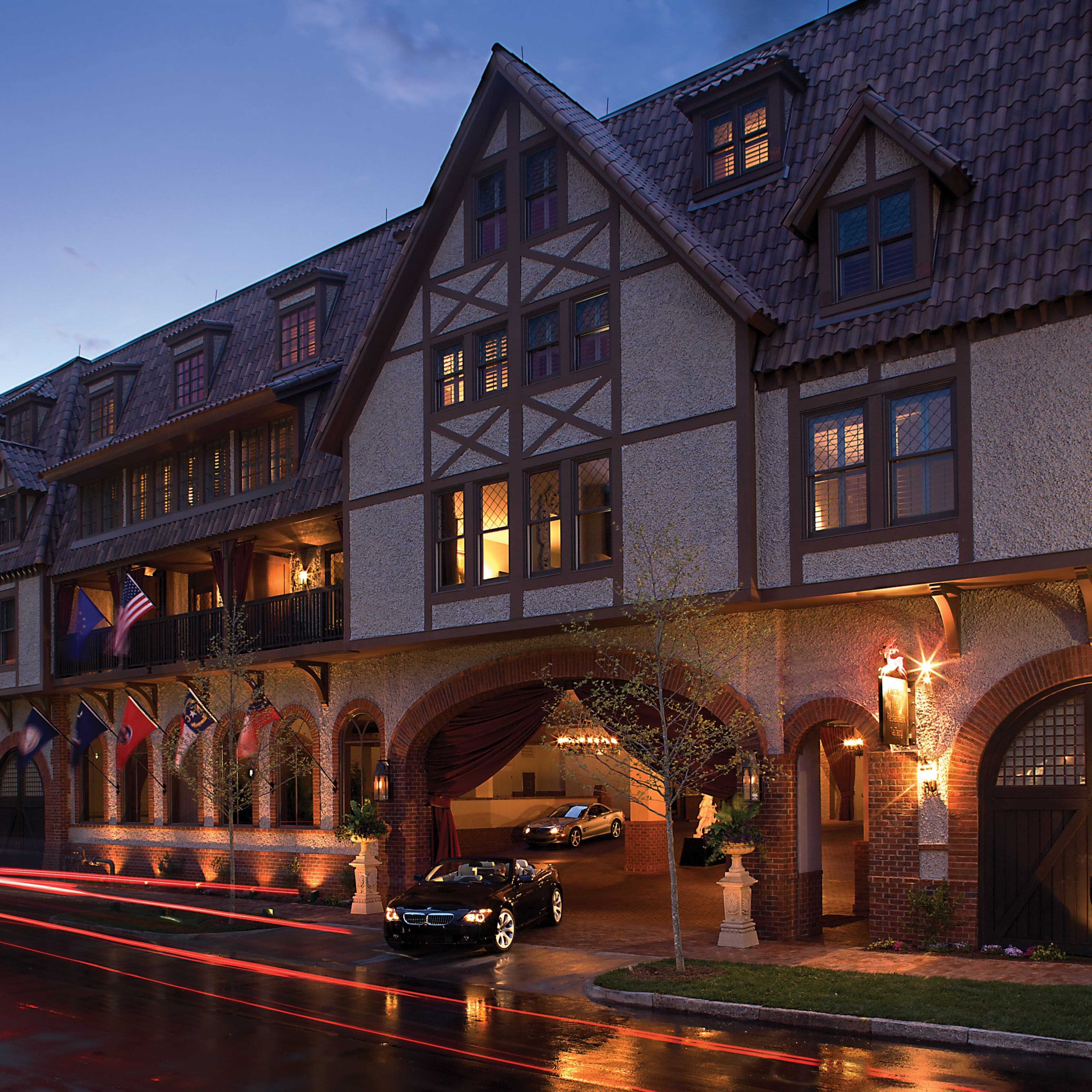 Grand Bohemian Lodge Asheville, Autograph Collection