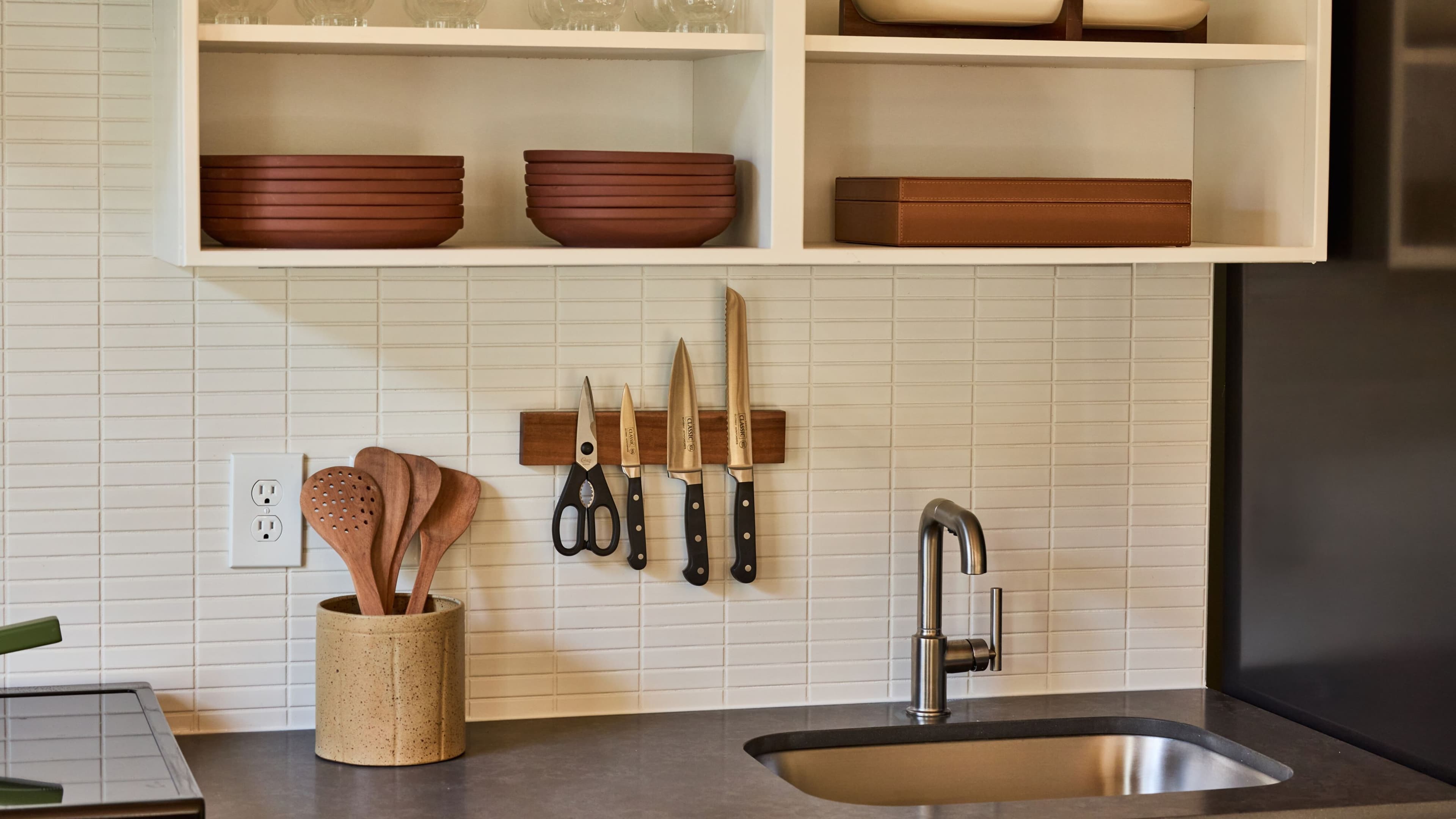 1 Bedroom King - Image 13