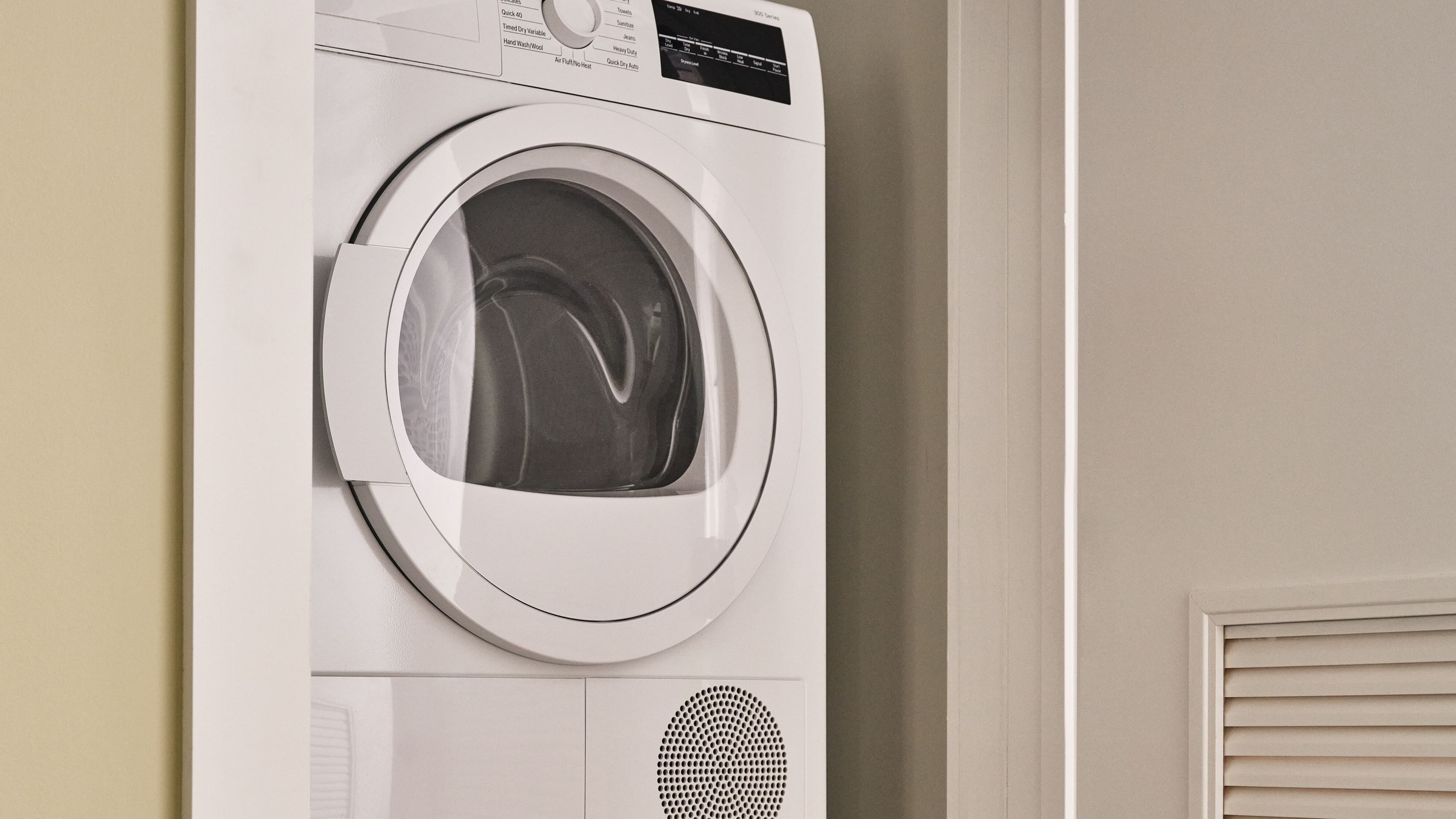 1 Bedroom King - Image 16