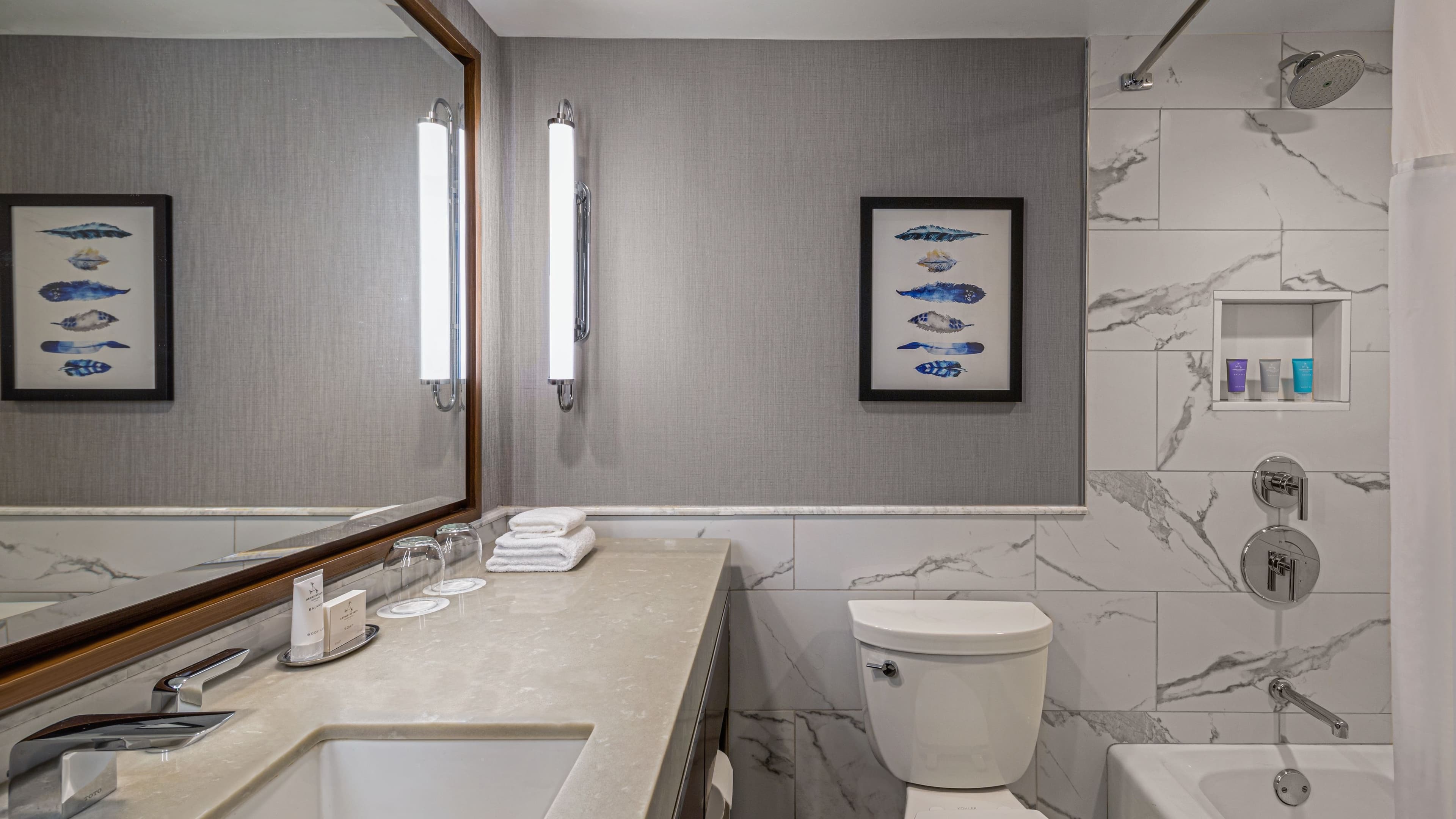 City View Room 2 Queens - Image 8