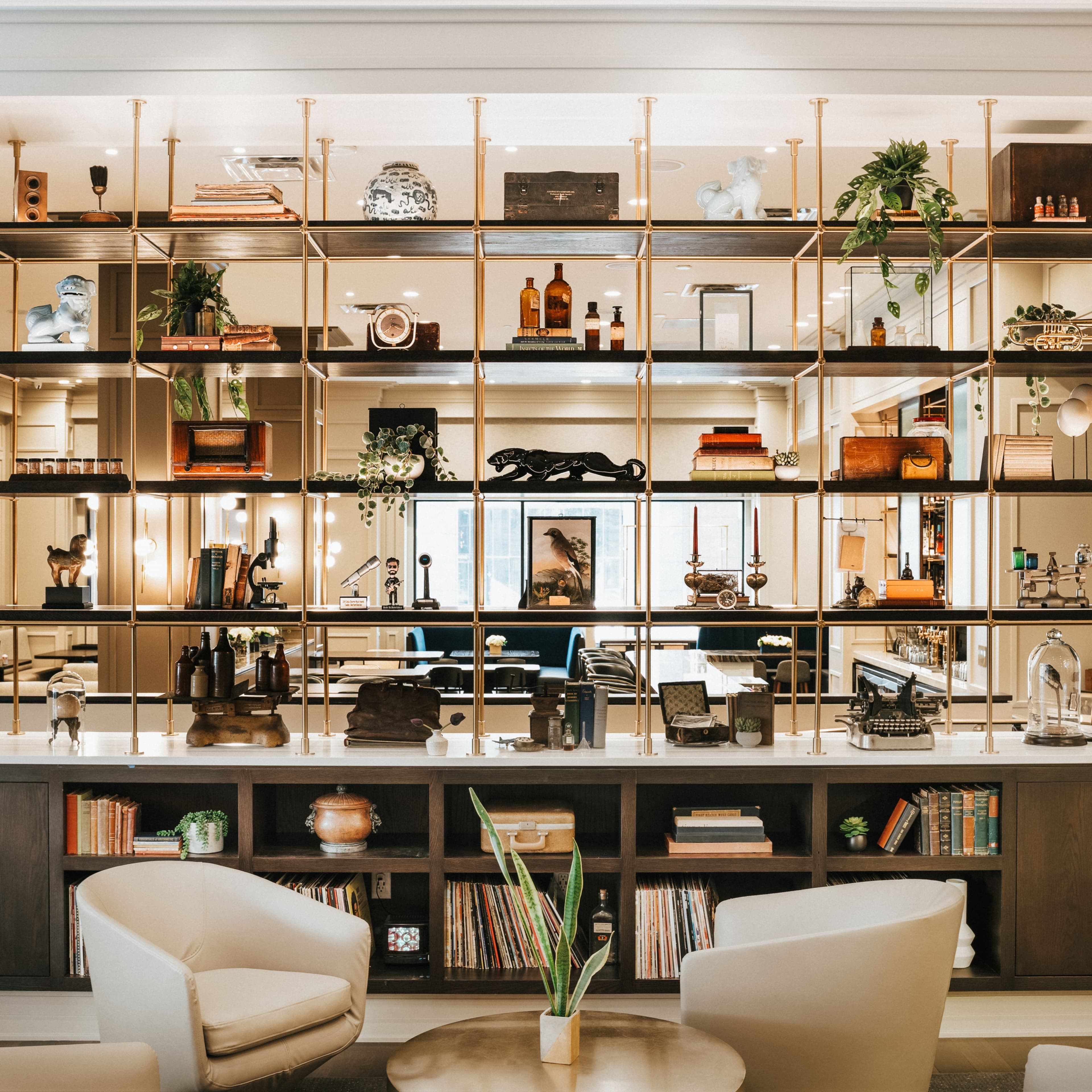 Renaissance Saint Elm Dallas Downtown Hotel