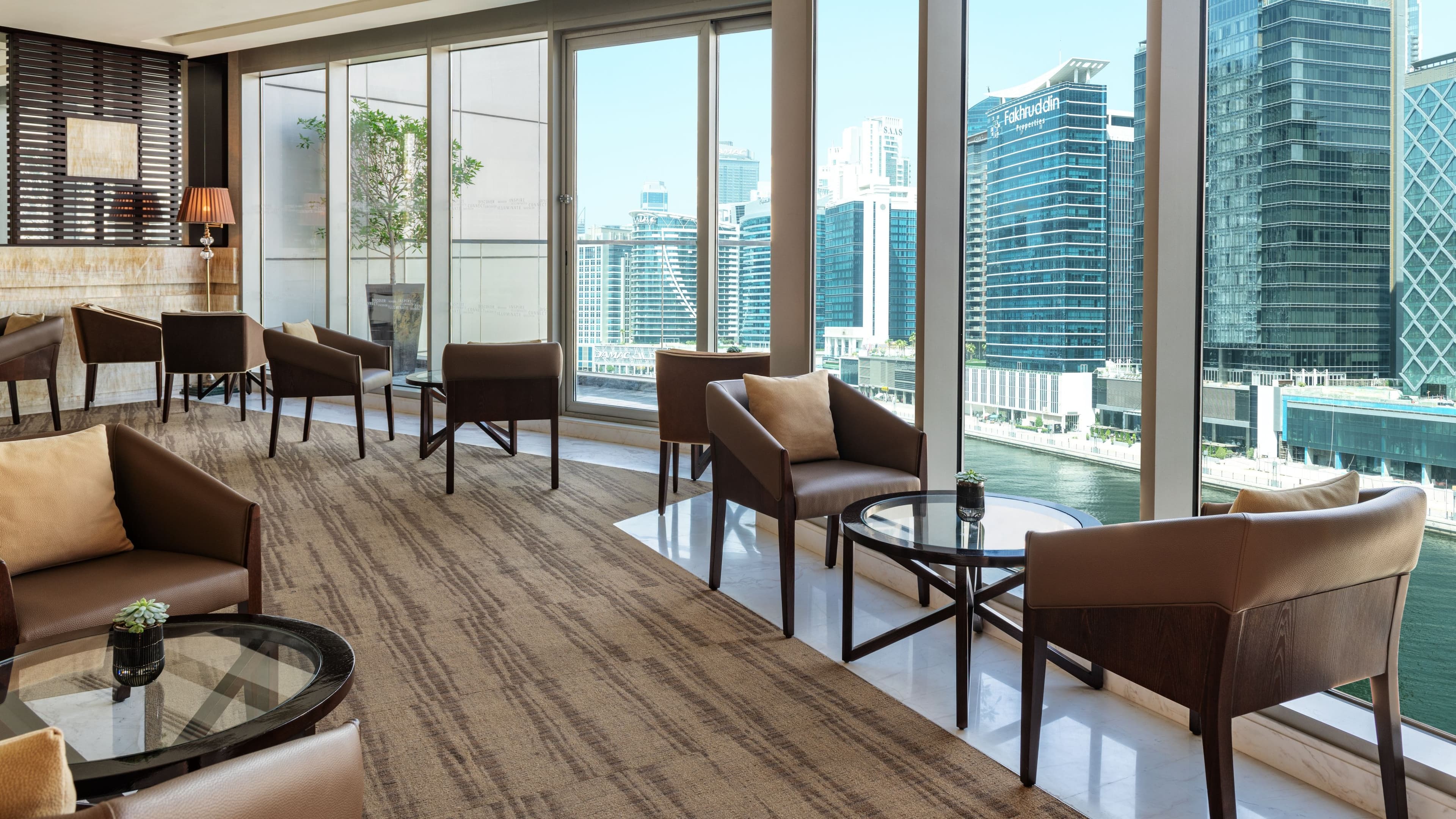 Deluxe Twin Bay View - Image 3