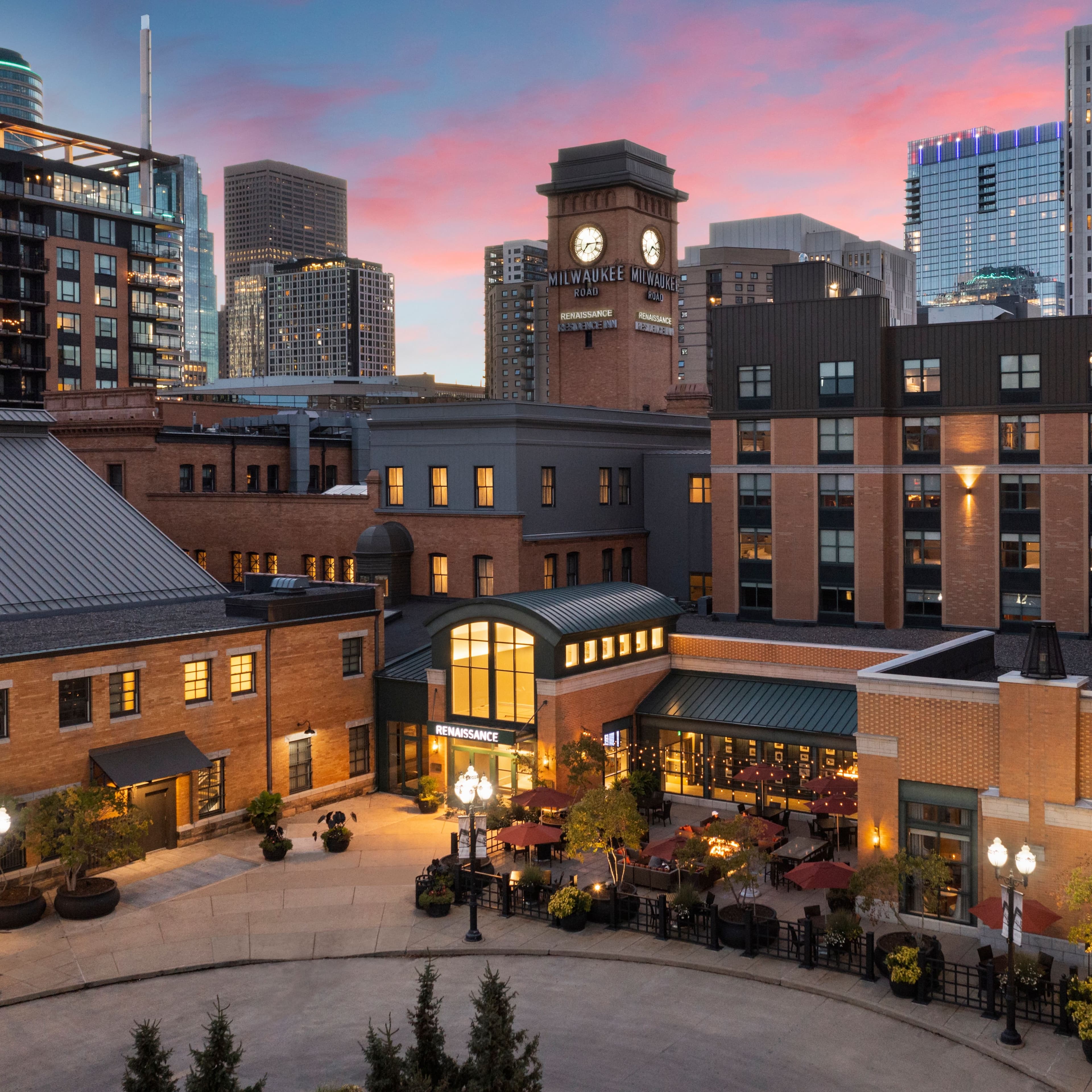 Renaissance Minneapolis Hotel, The Depot