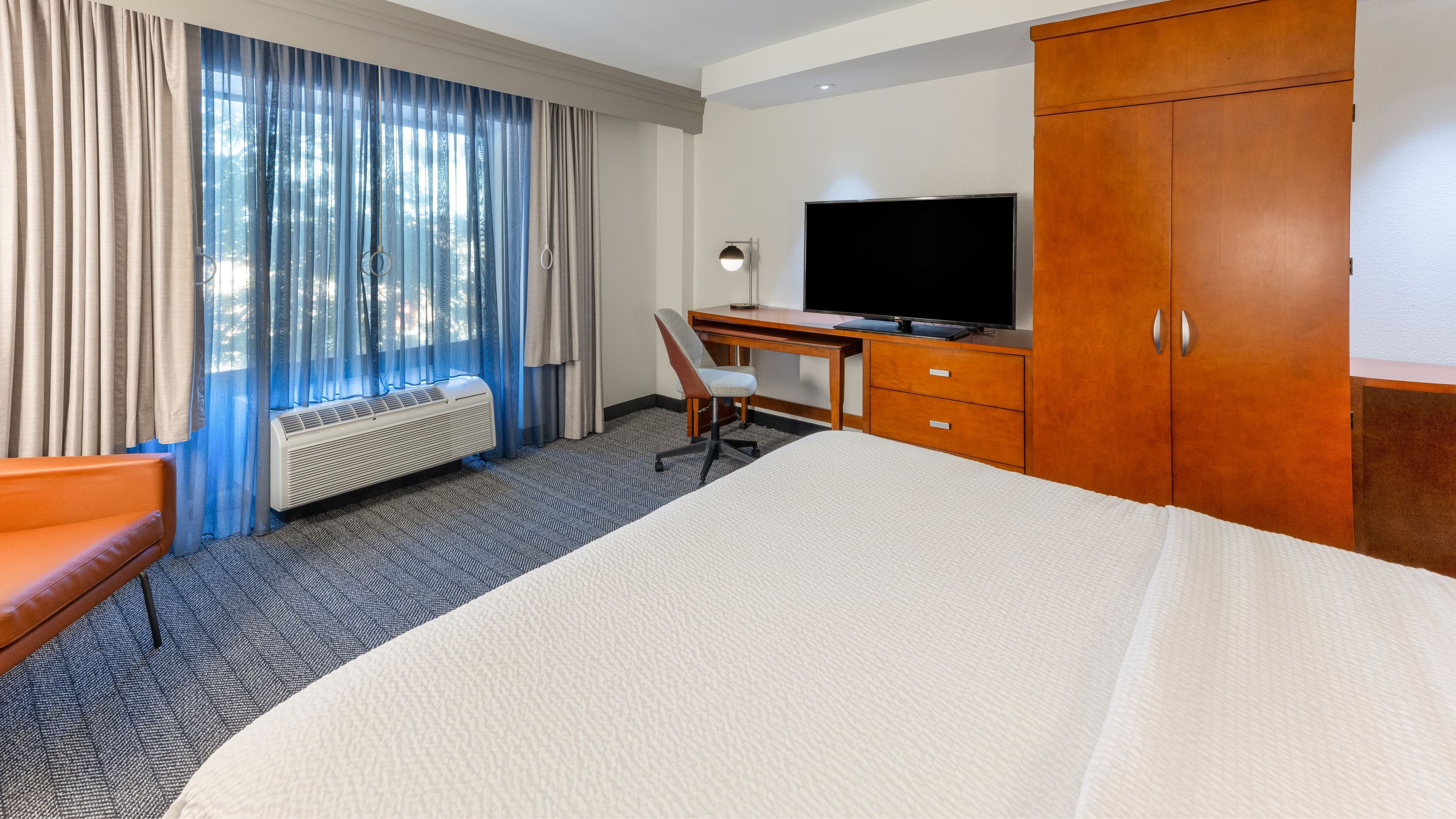 King Guestroom - Image 1